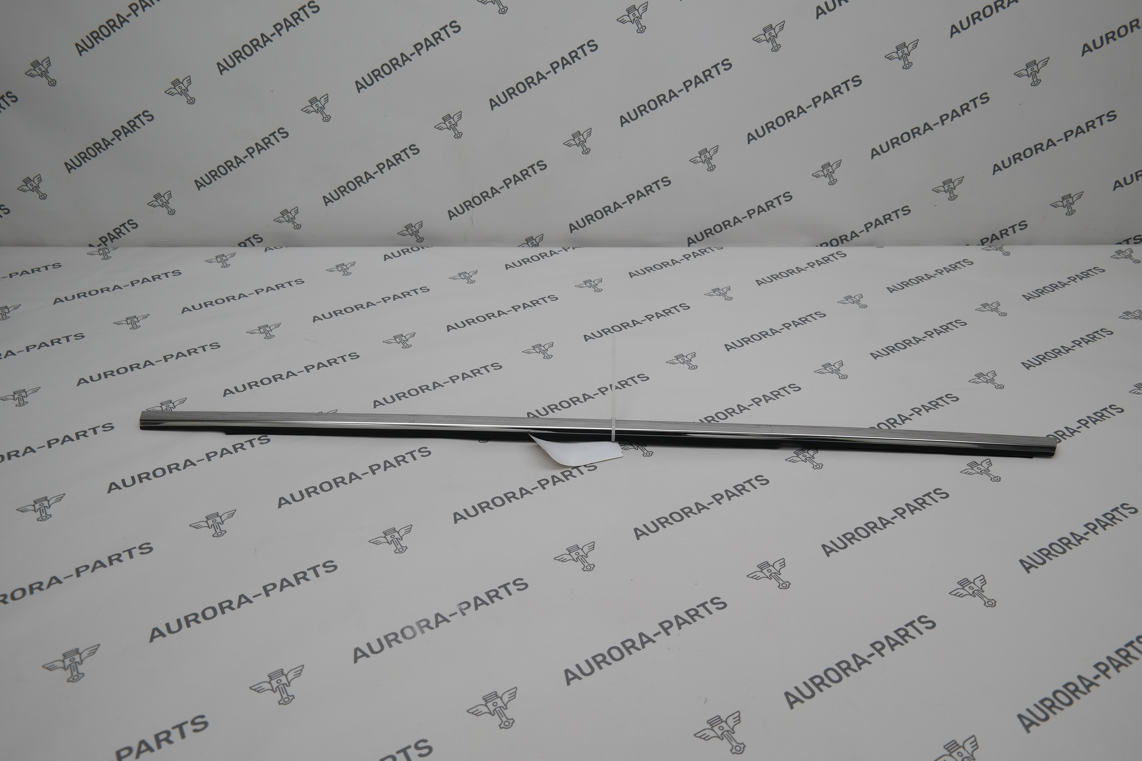 Молдинг стекла задней двери (Хром) RH Geely Monjaro