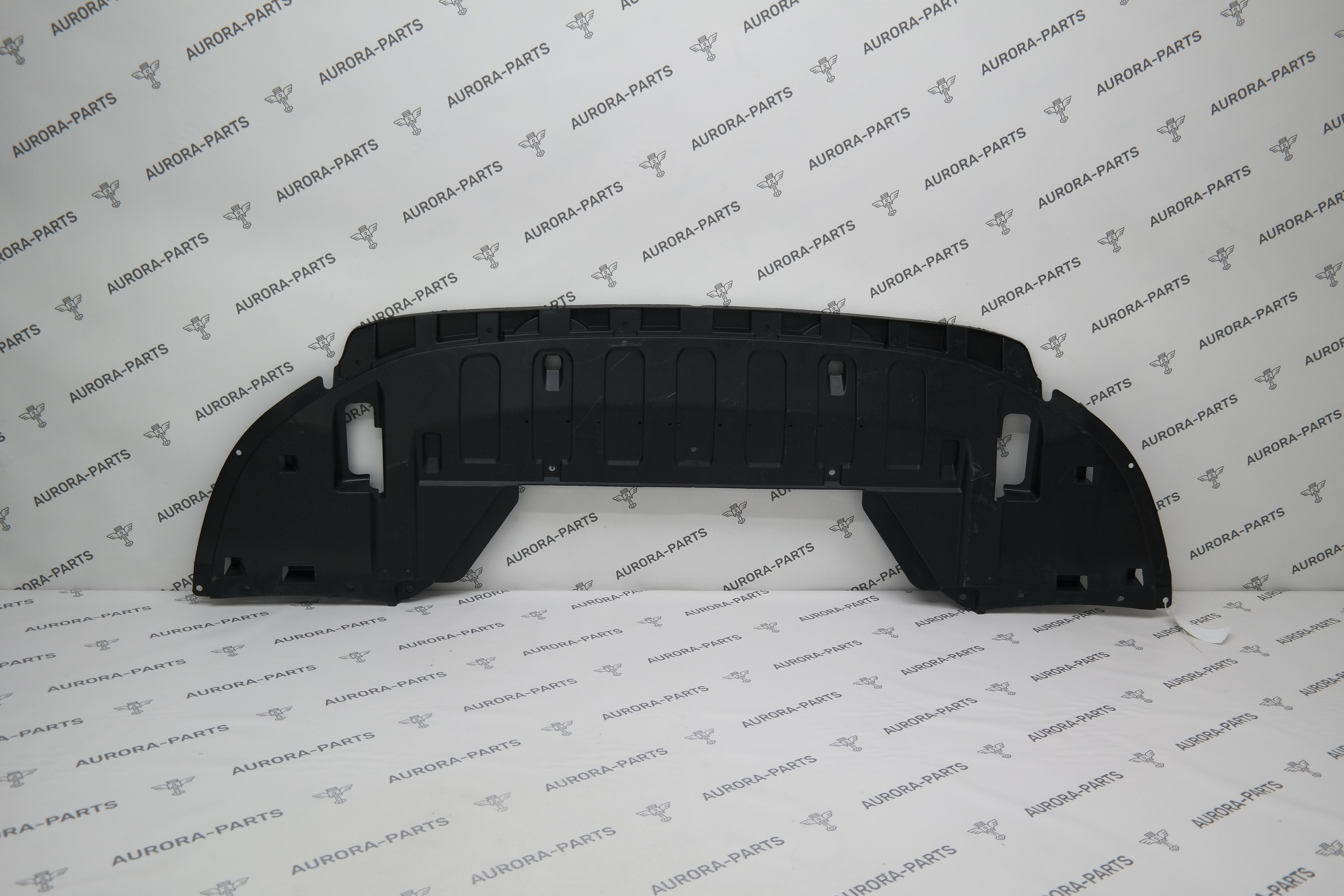 Пыльник переднего бампера Mitsubishi Outlander