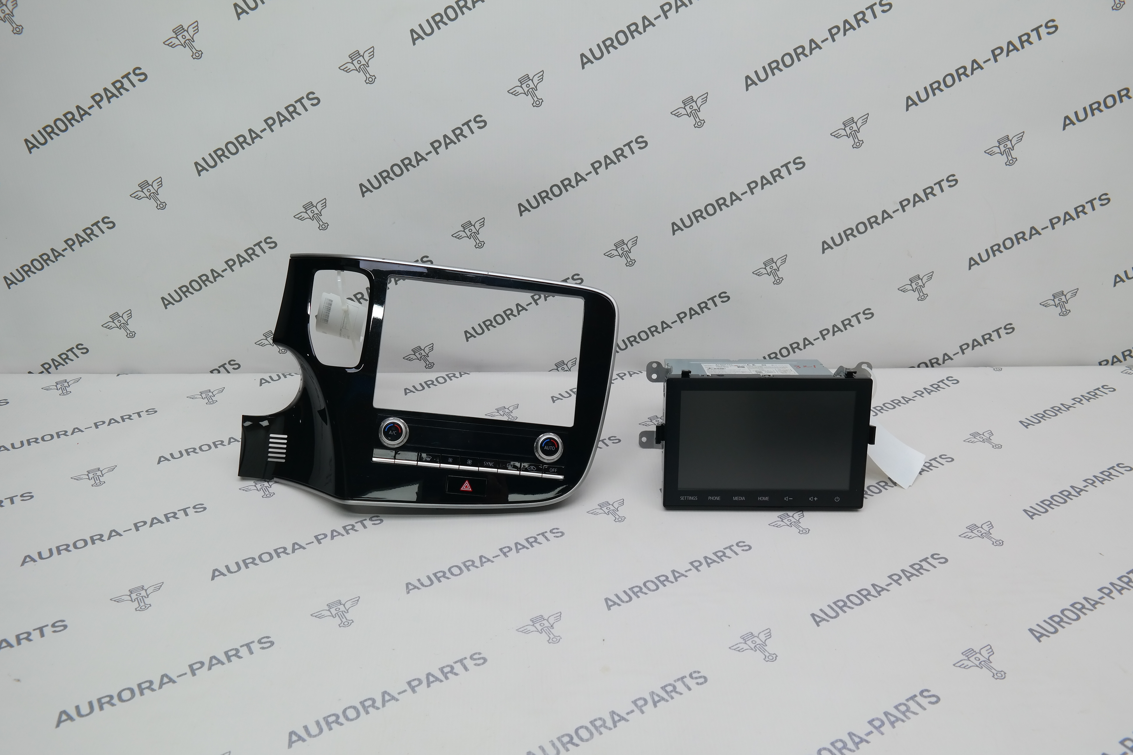 Магнитола NR201 (Комплект для переделки в рест SDA 8", с рамкой и блоком климата) Mitsubishi Outlander