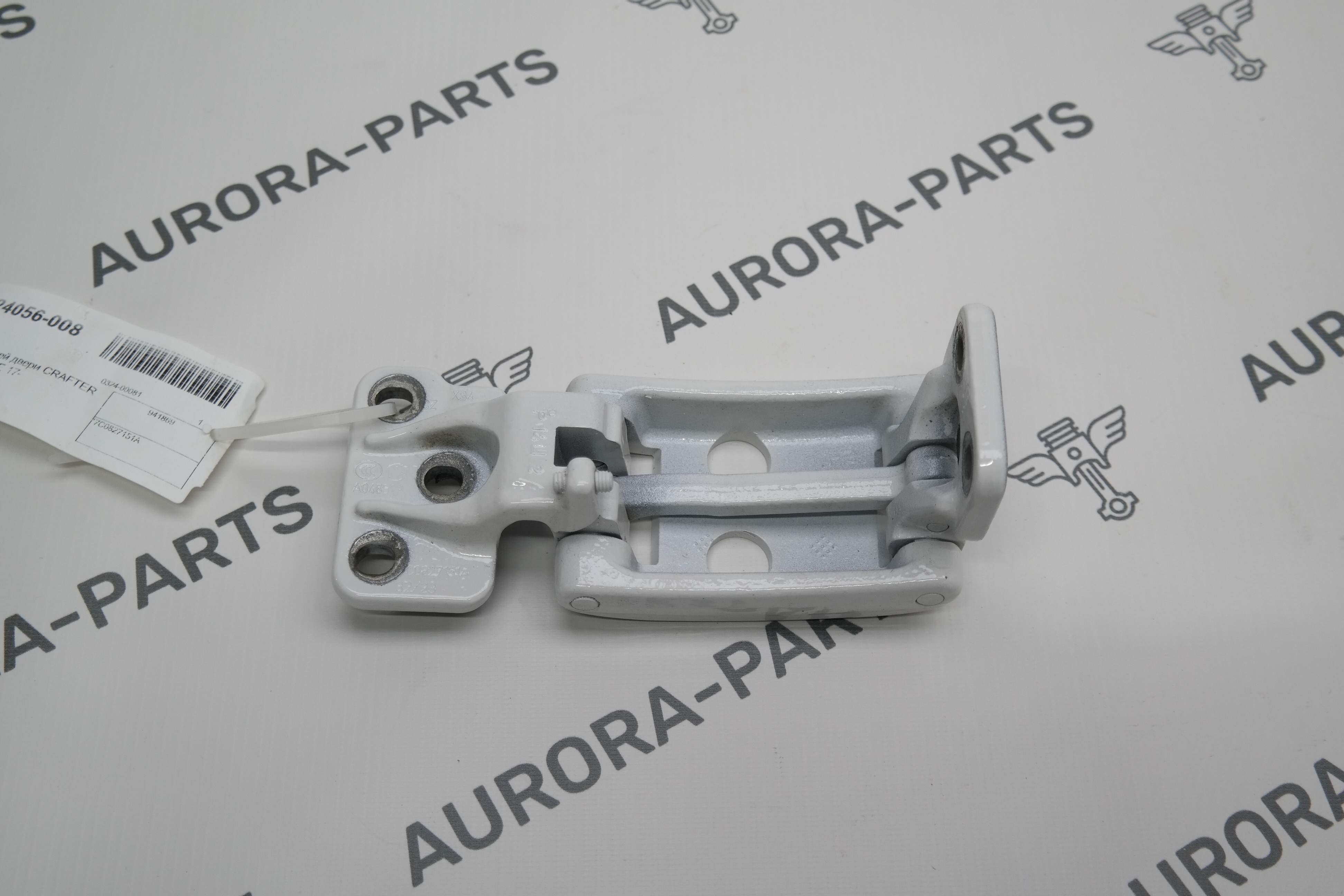 Петля задней двери VW Crafter