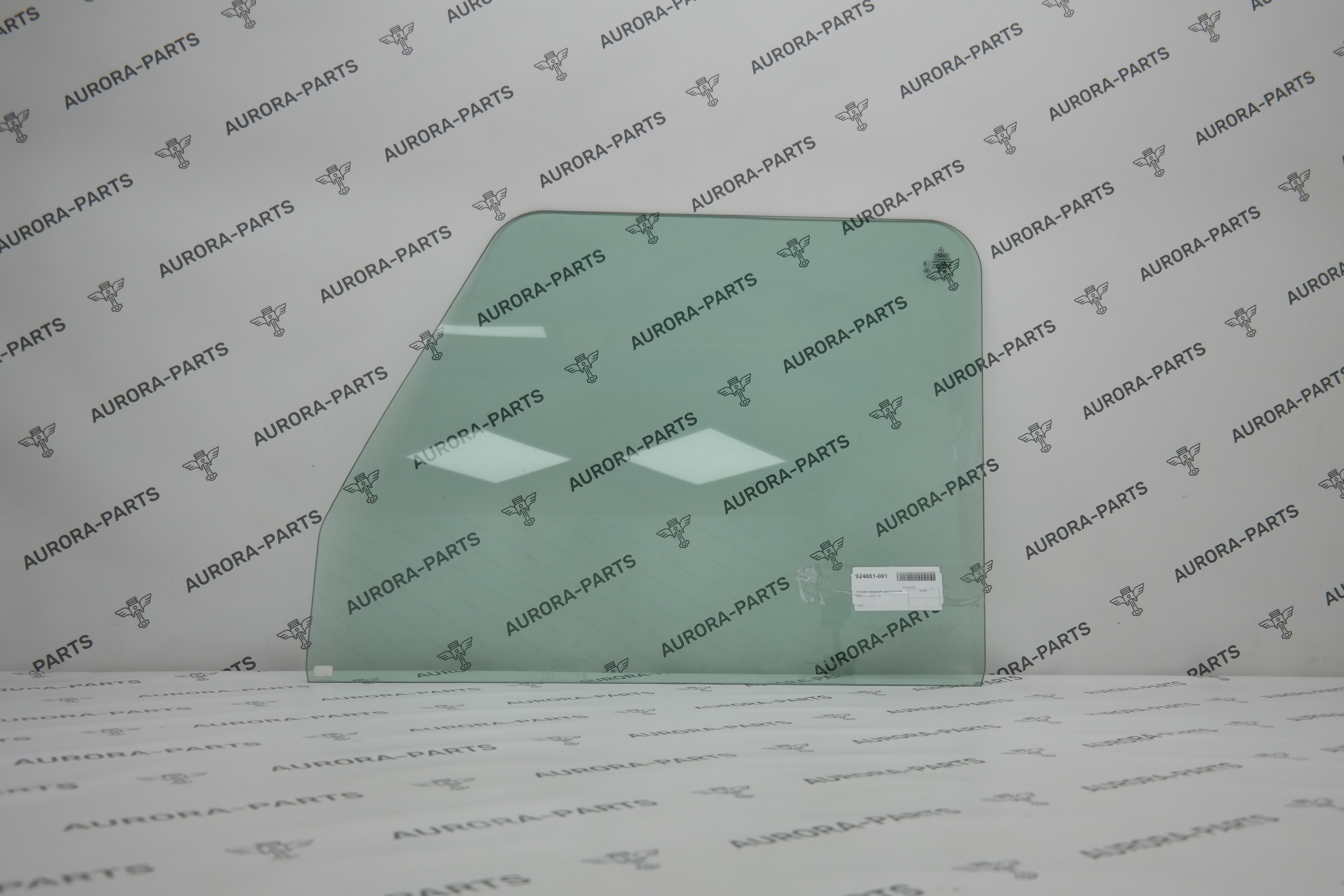 Стекло передней двери LH Mercedes G-Klasse