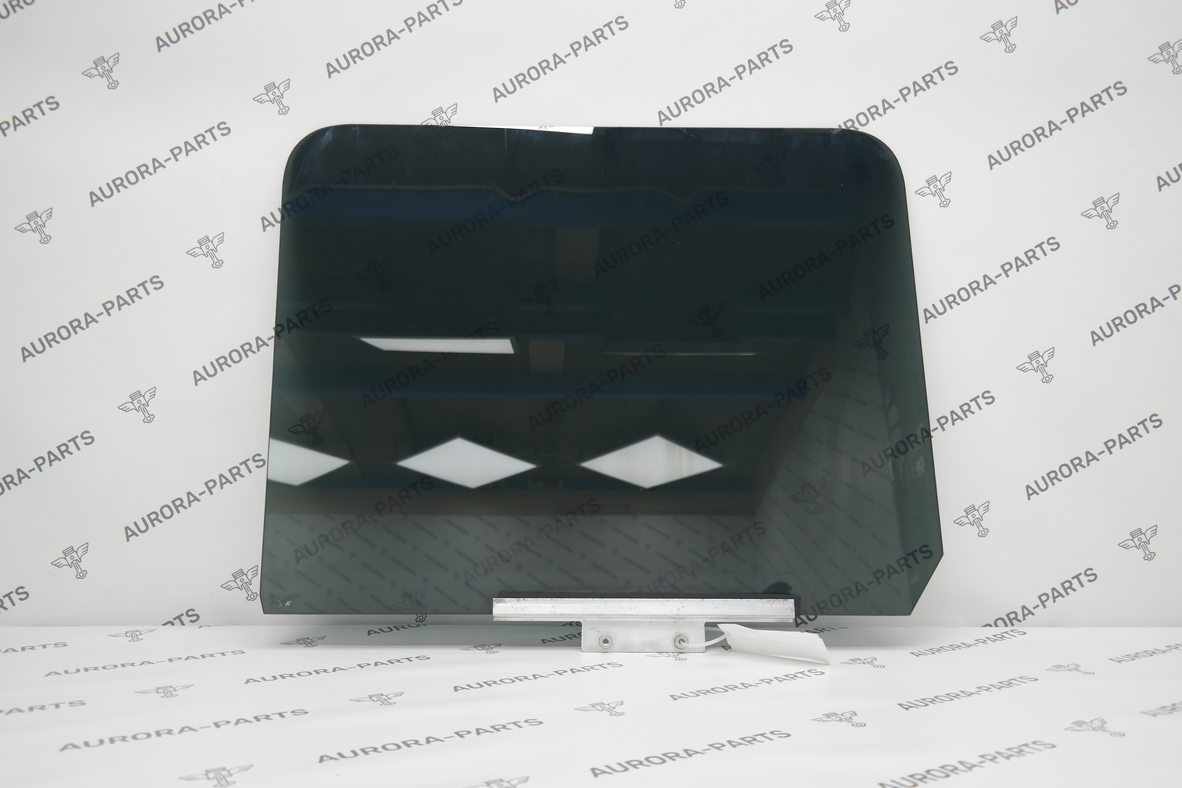 Стекло задней двери LH=RH Mercedes G-Klasse