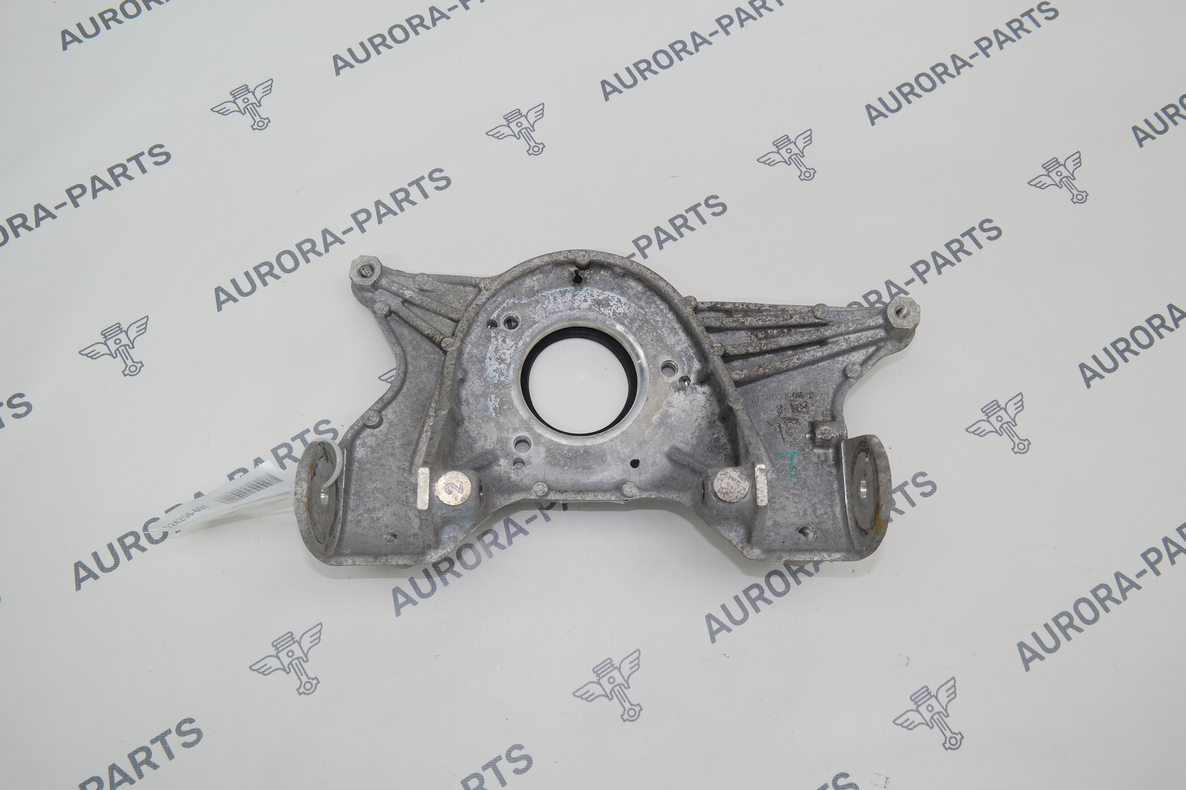 Опора амортизатора передняя RH Tesla Model 3