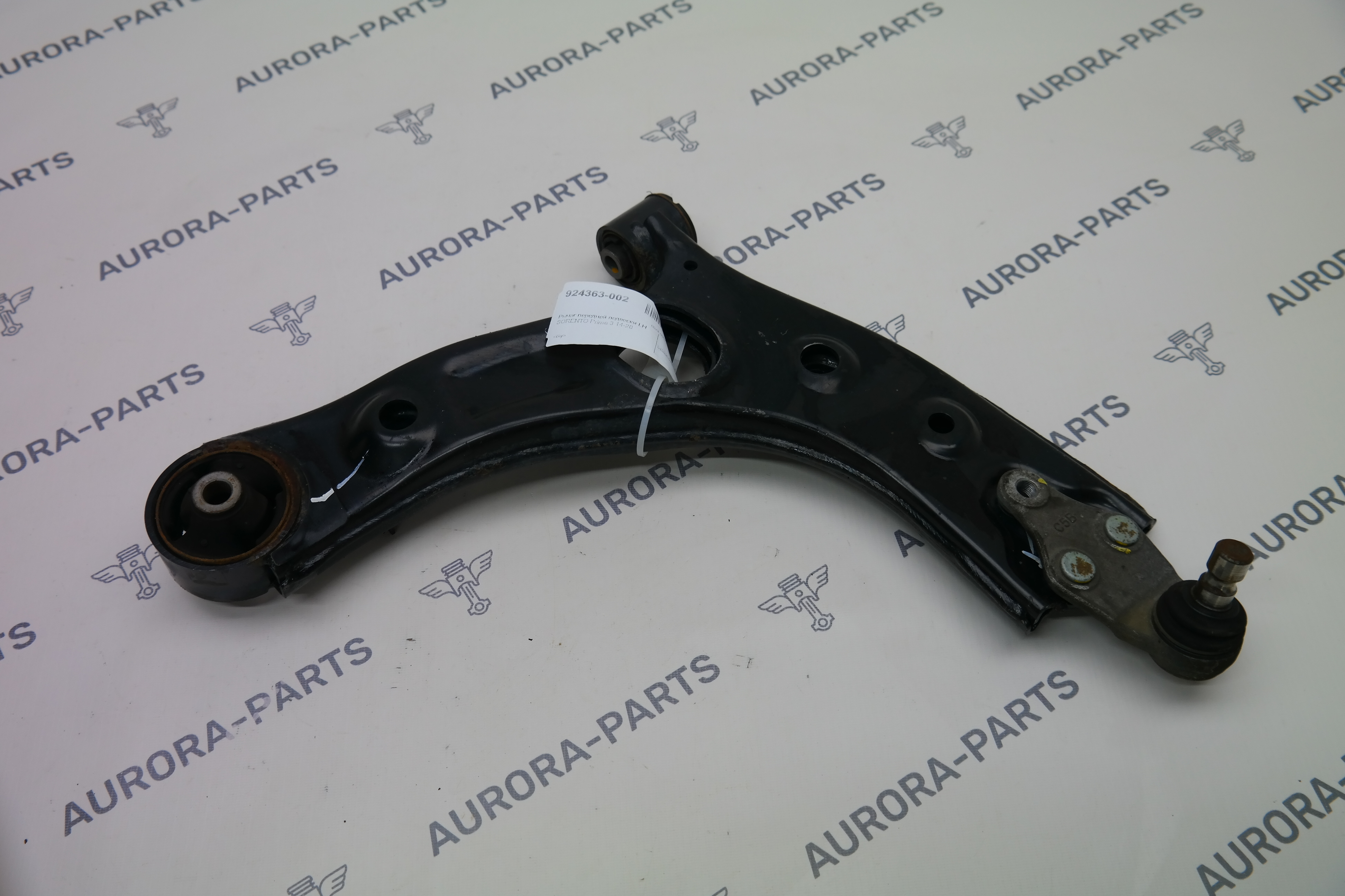 Рычаг передней подвески LH Kia Sorento