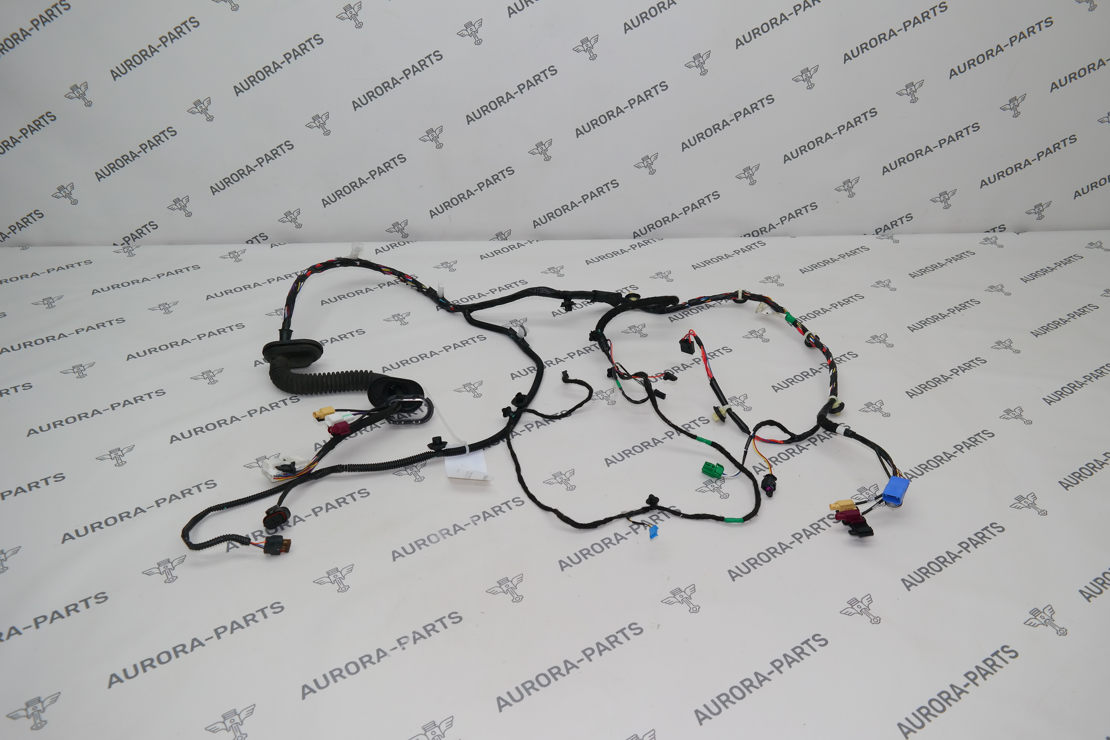 Проводка двери передней LH Tesla Model 3