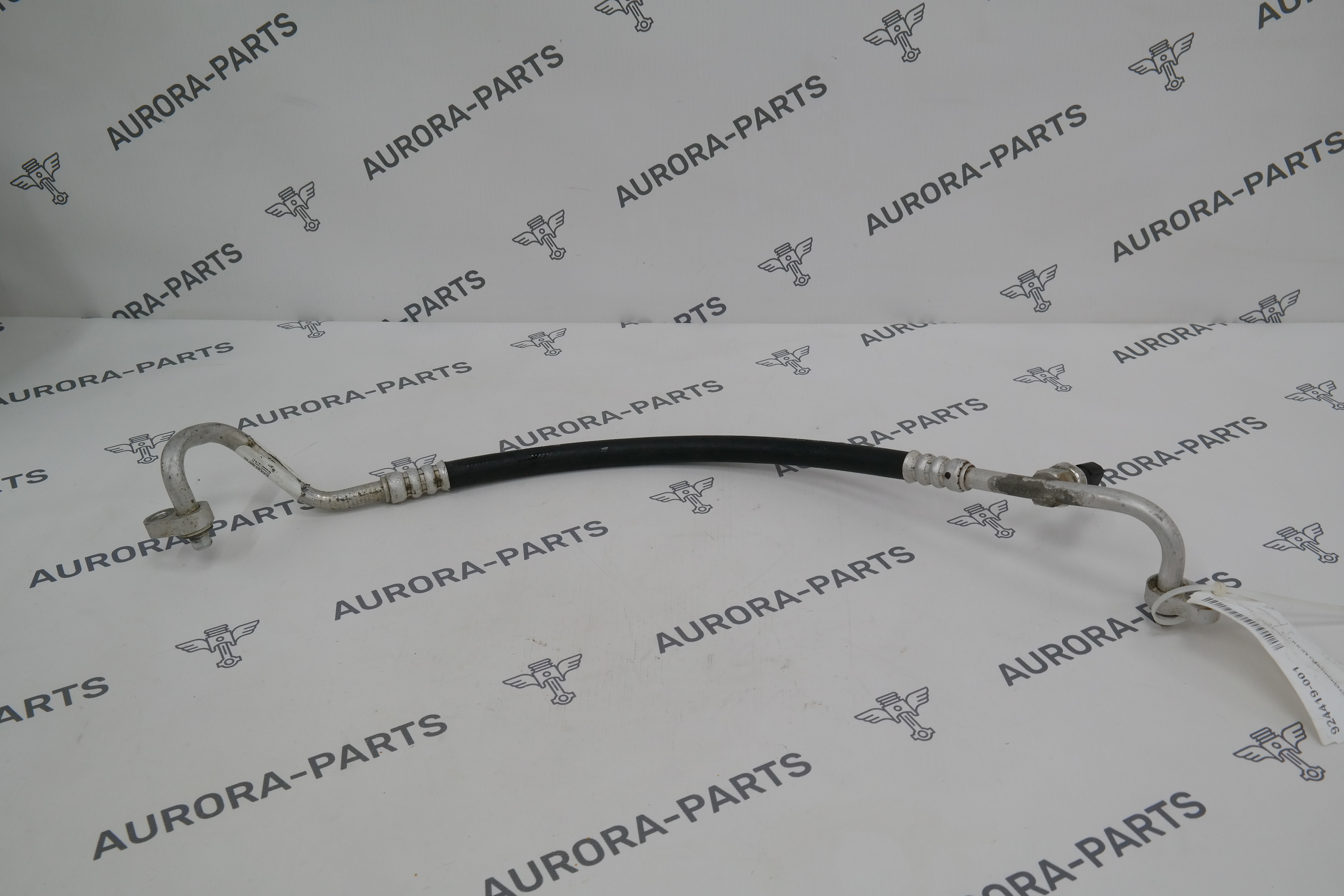 Трубка кондиционера Tesla Model 3