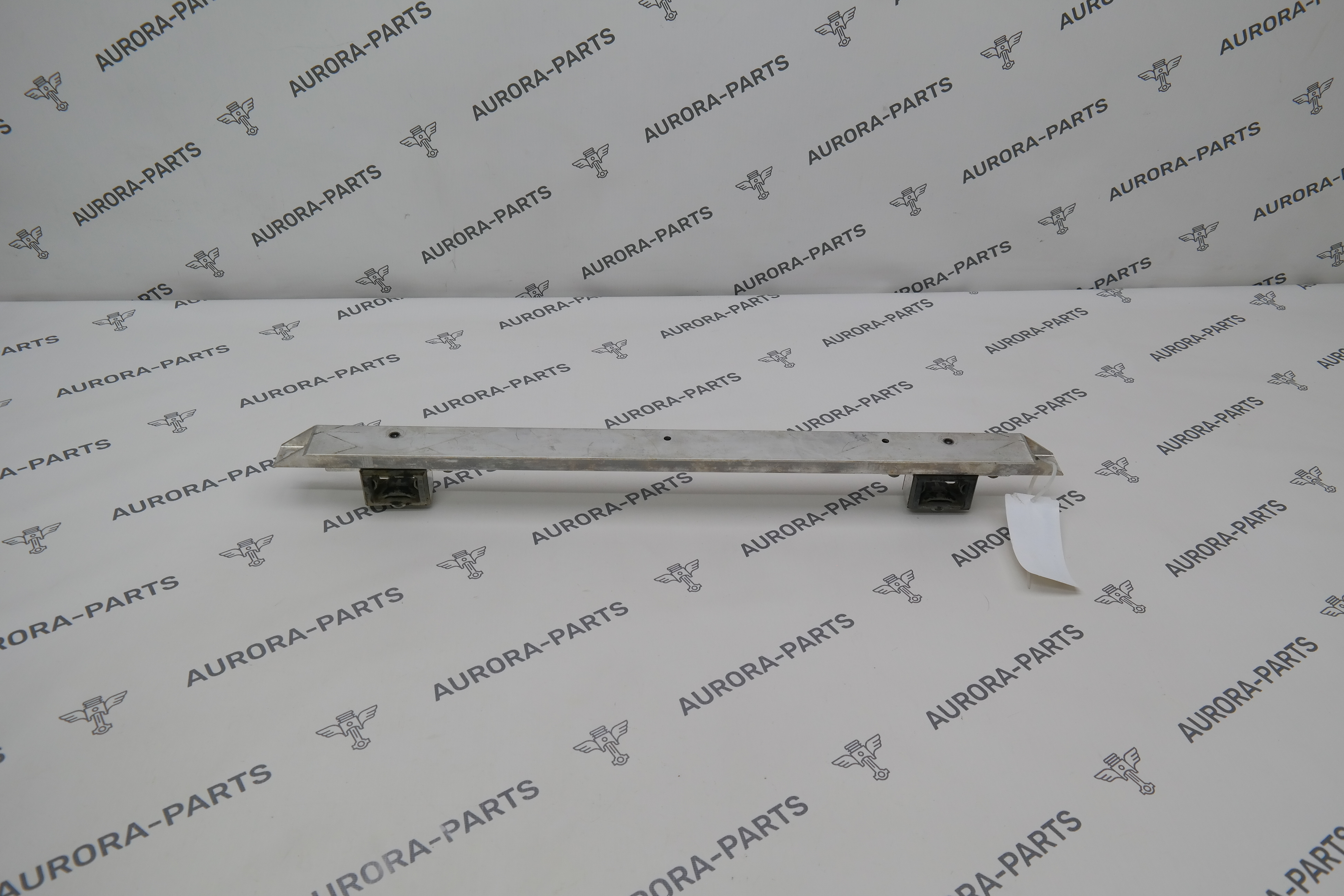 Балка (Опора) крепления радиатора Tesla Model 3