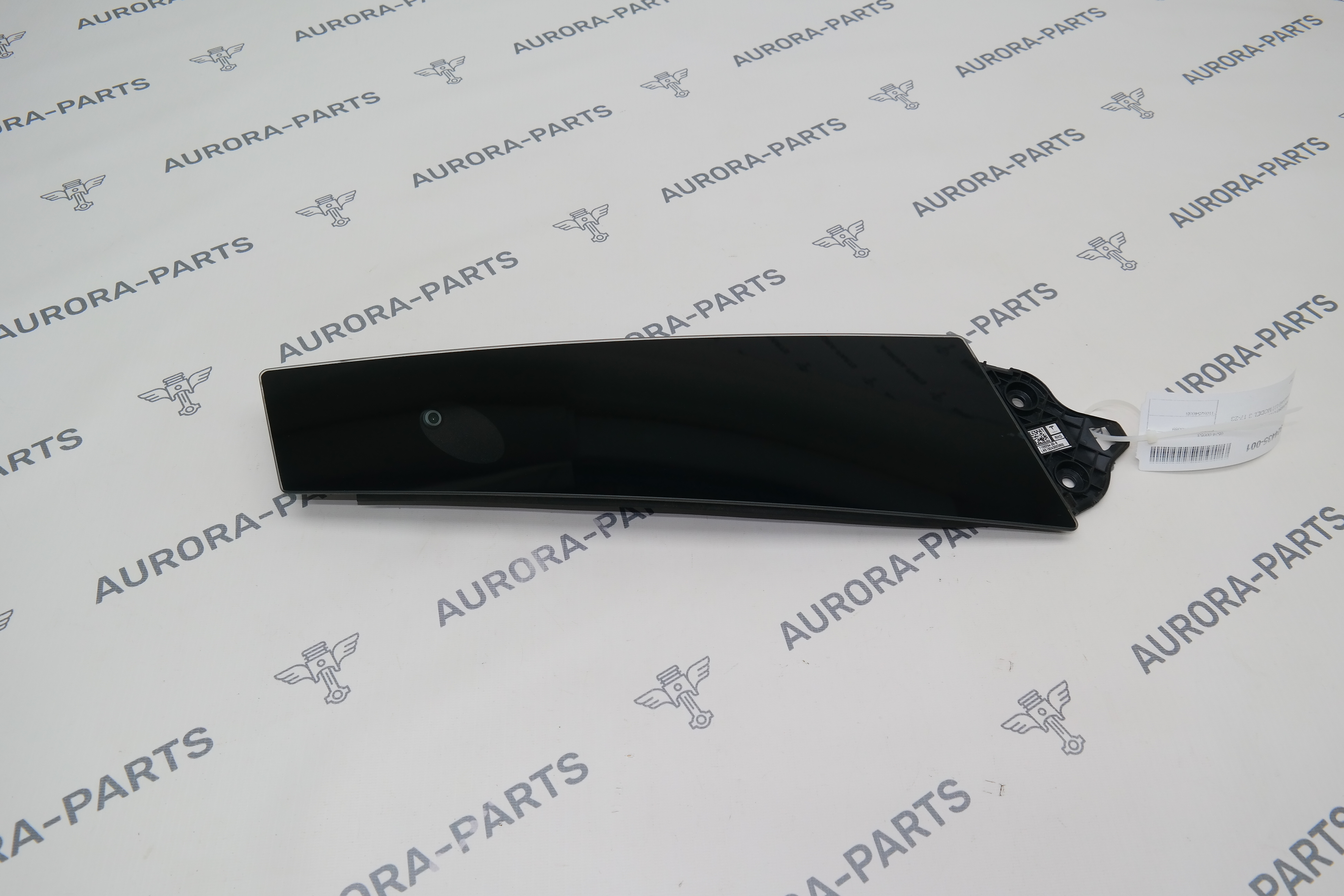 Накладка стойки B наружная (С камерой) LH Tesla Model 3