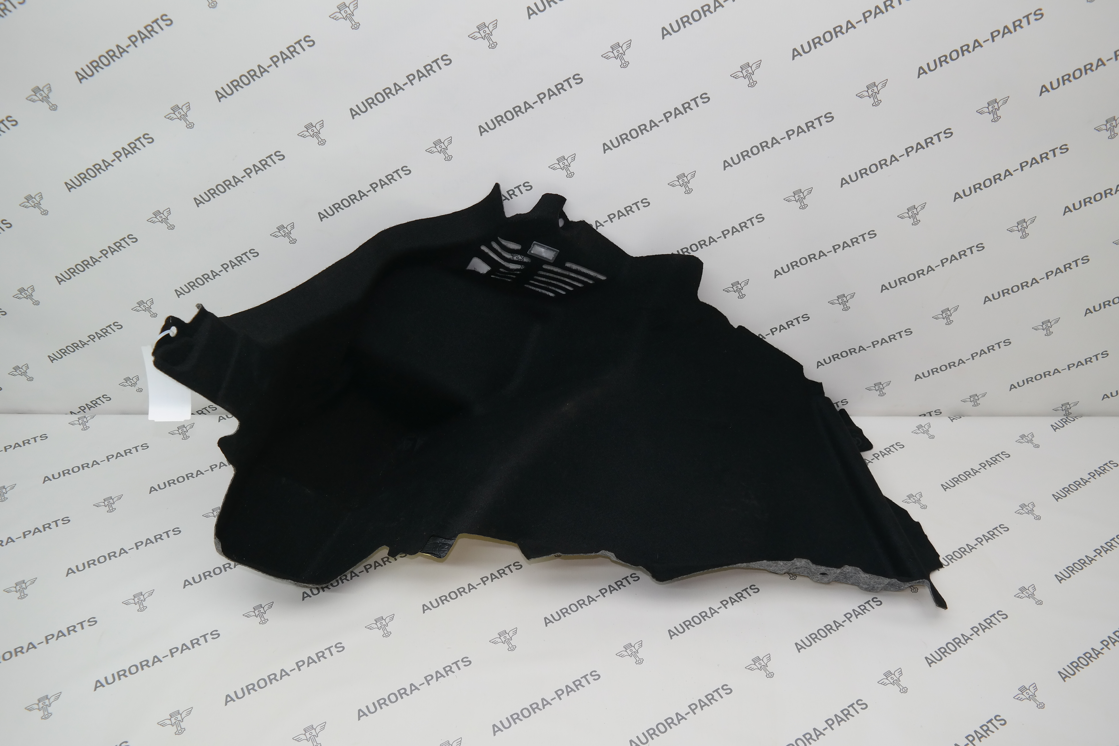 Обшивка багажника LH Tesla Model 3