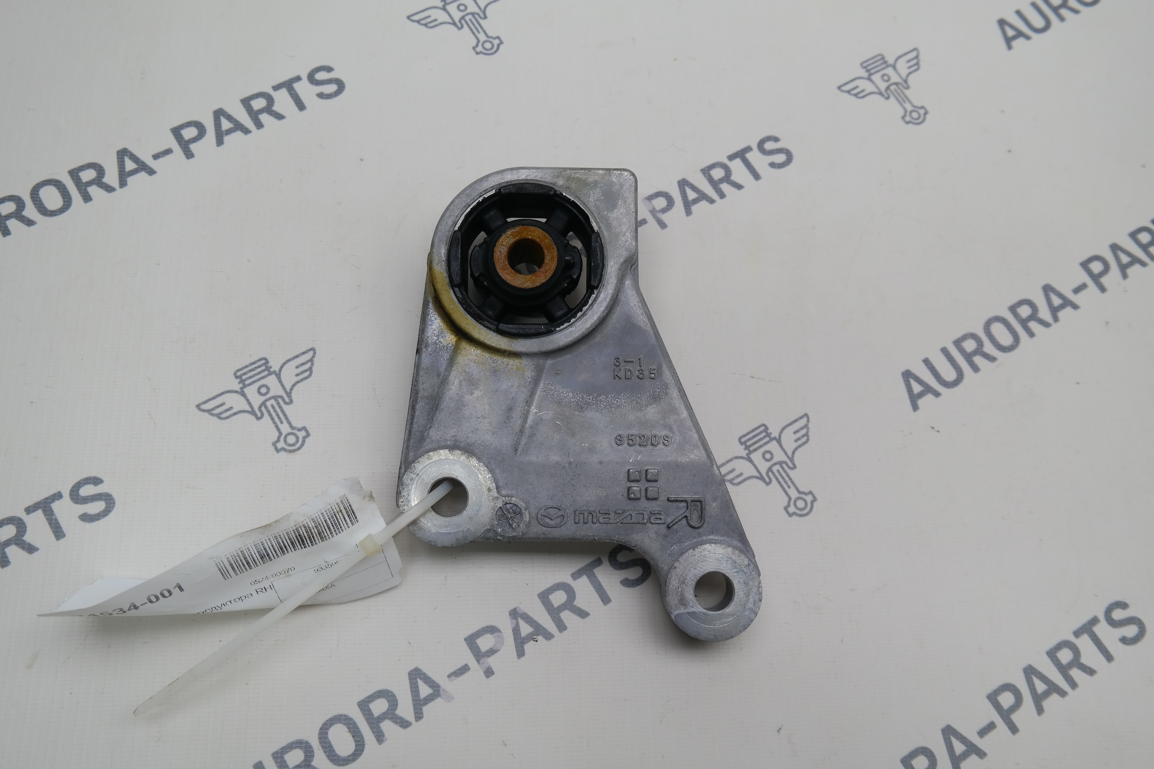 Кронштейн заднего редуктора RH Mazda CX-5