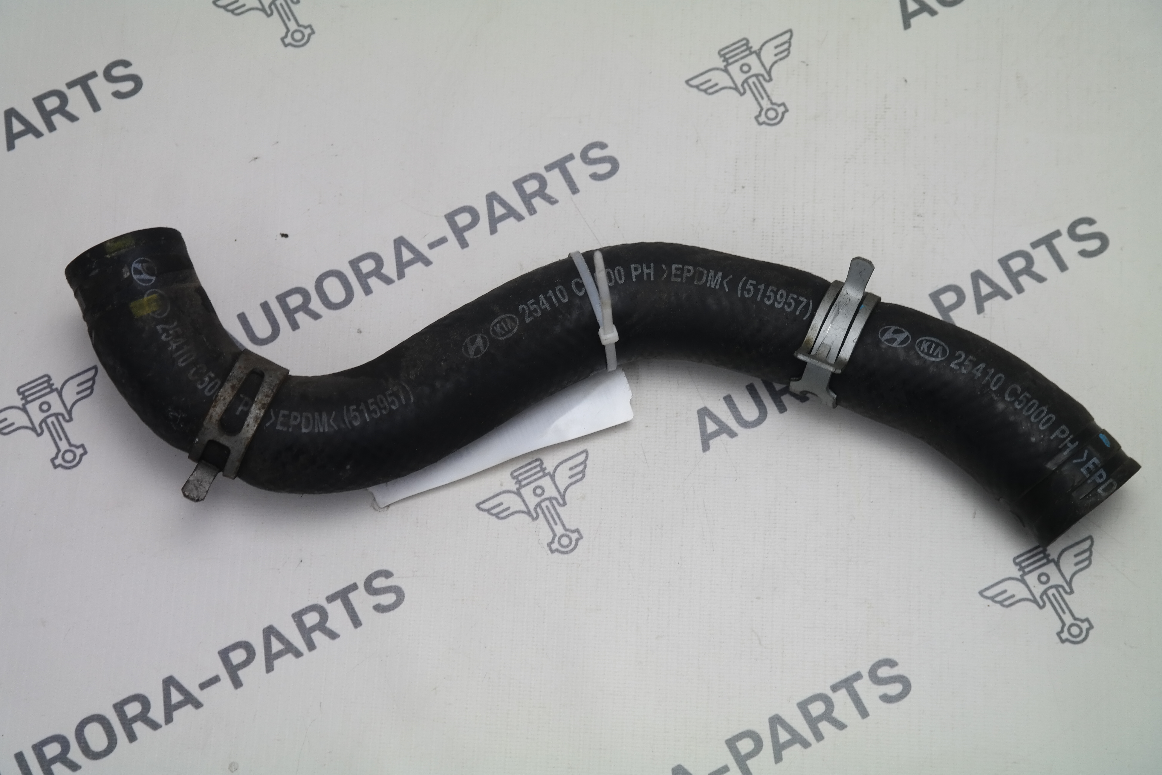 Патрубок системы охлаждения Kia Sorento