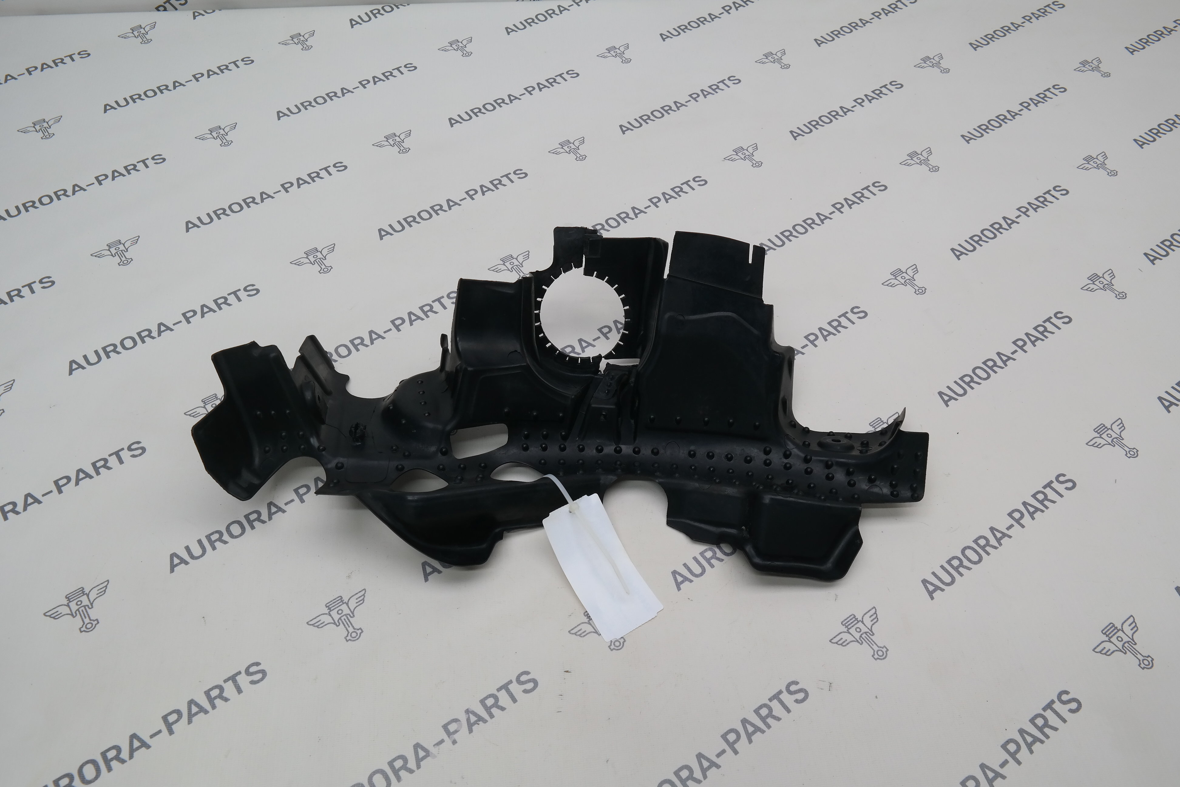 Пыльник переднего подрамника LH Mercedes E-Klasse