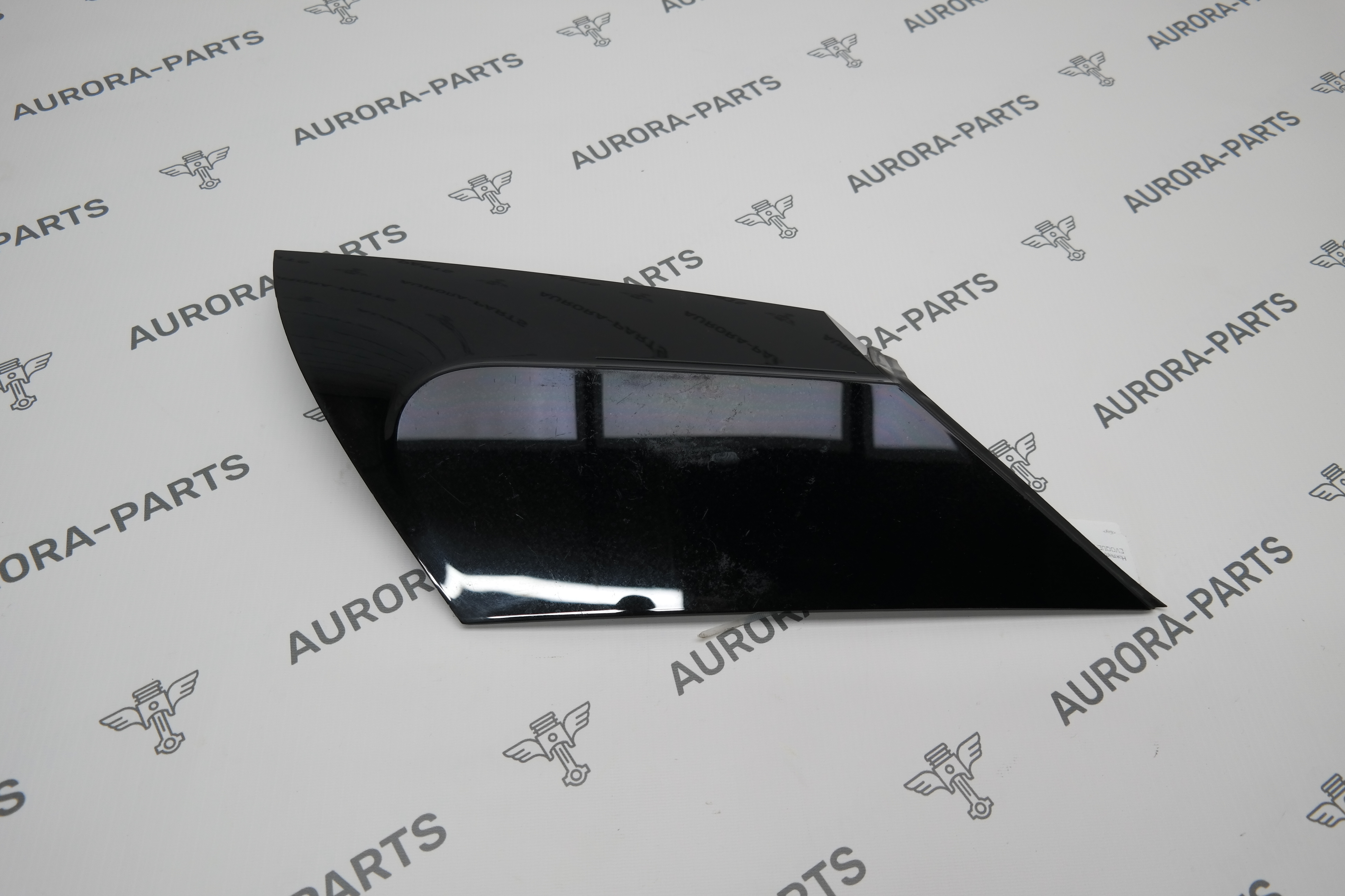 Накладка задней стойки RH Land Rover Range Rover Evoque