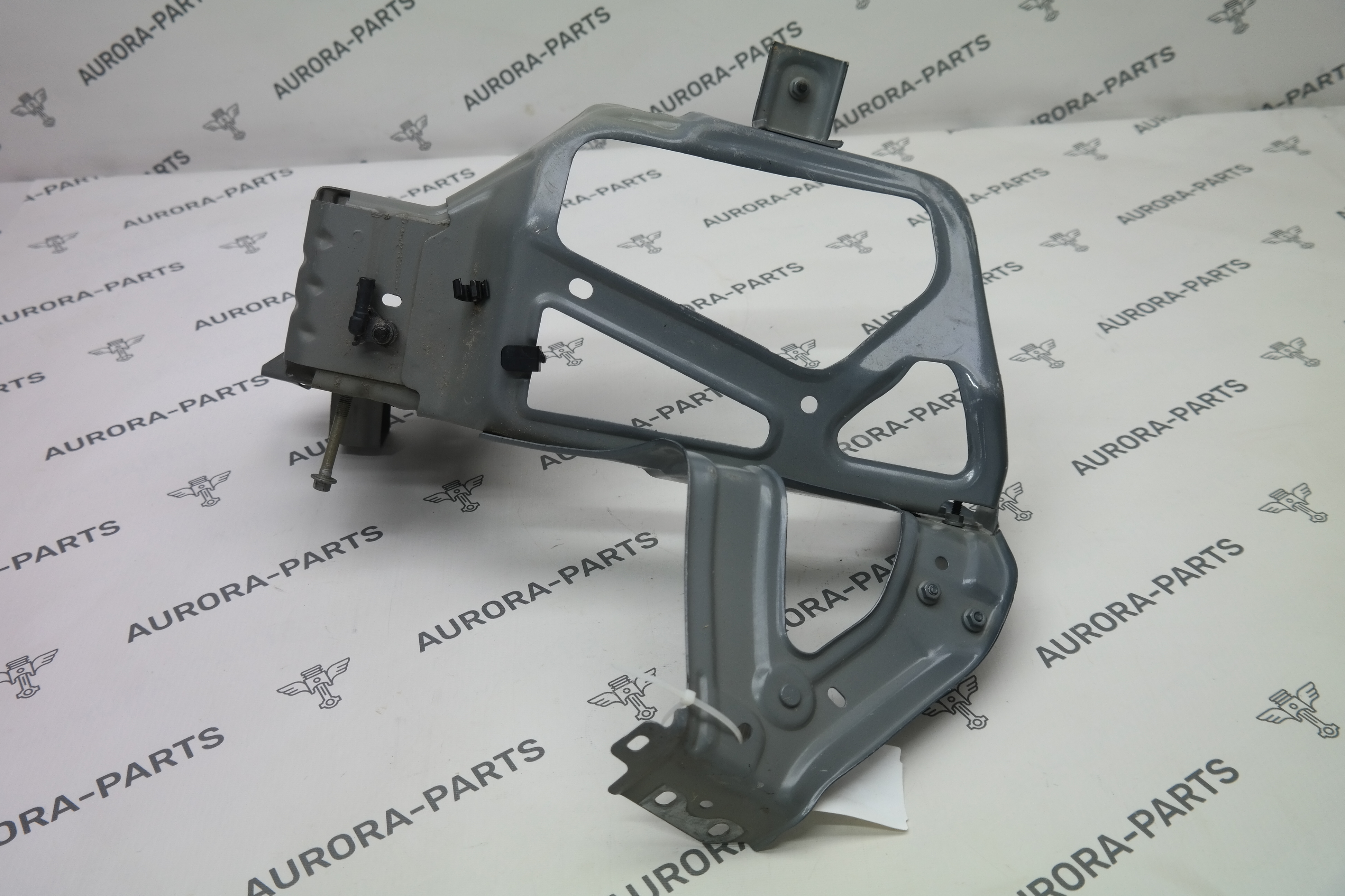 Кронштейн крепления фары LH ZEEKR 001