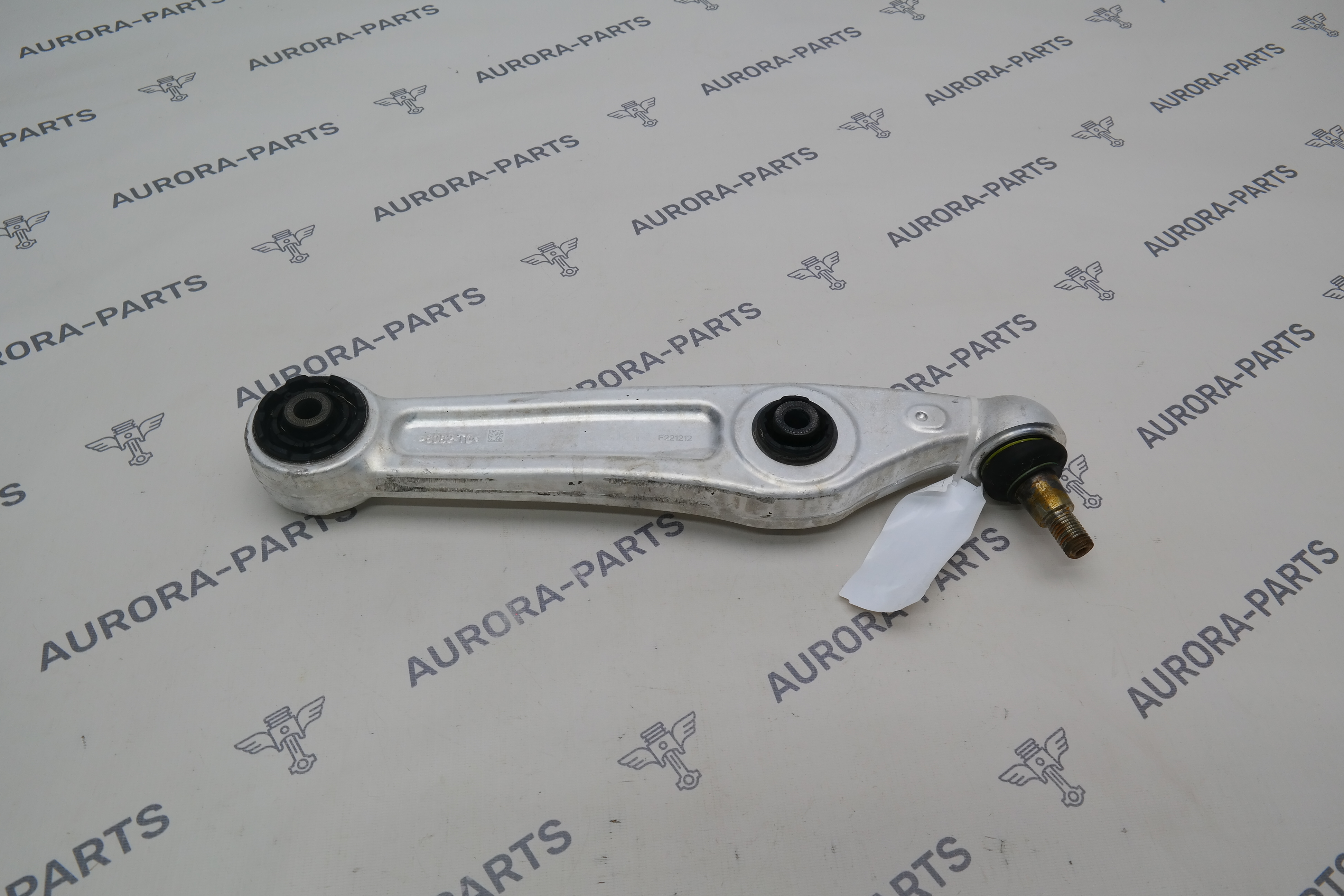 Рычаг передней подвески нижний поперечный RH ZEEKR 001