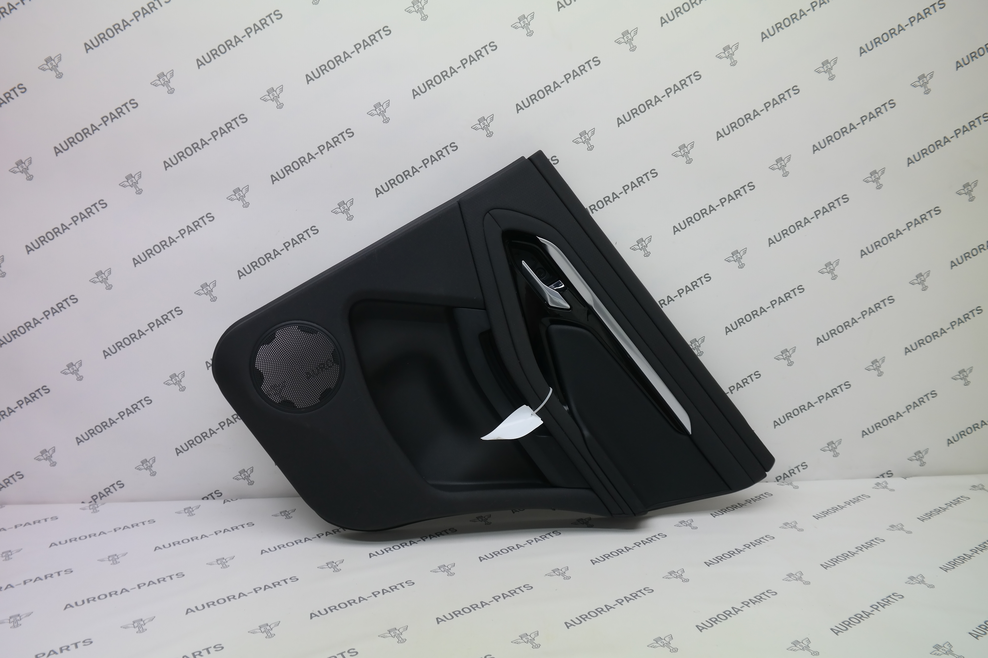 Обшивка задней двери (карта двери) RH Land Rover Range Rover Evoque