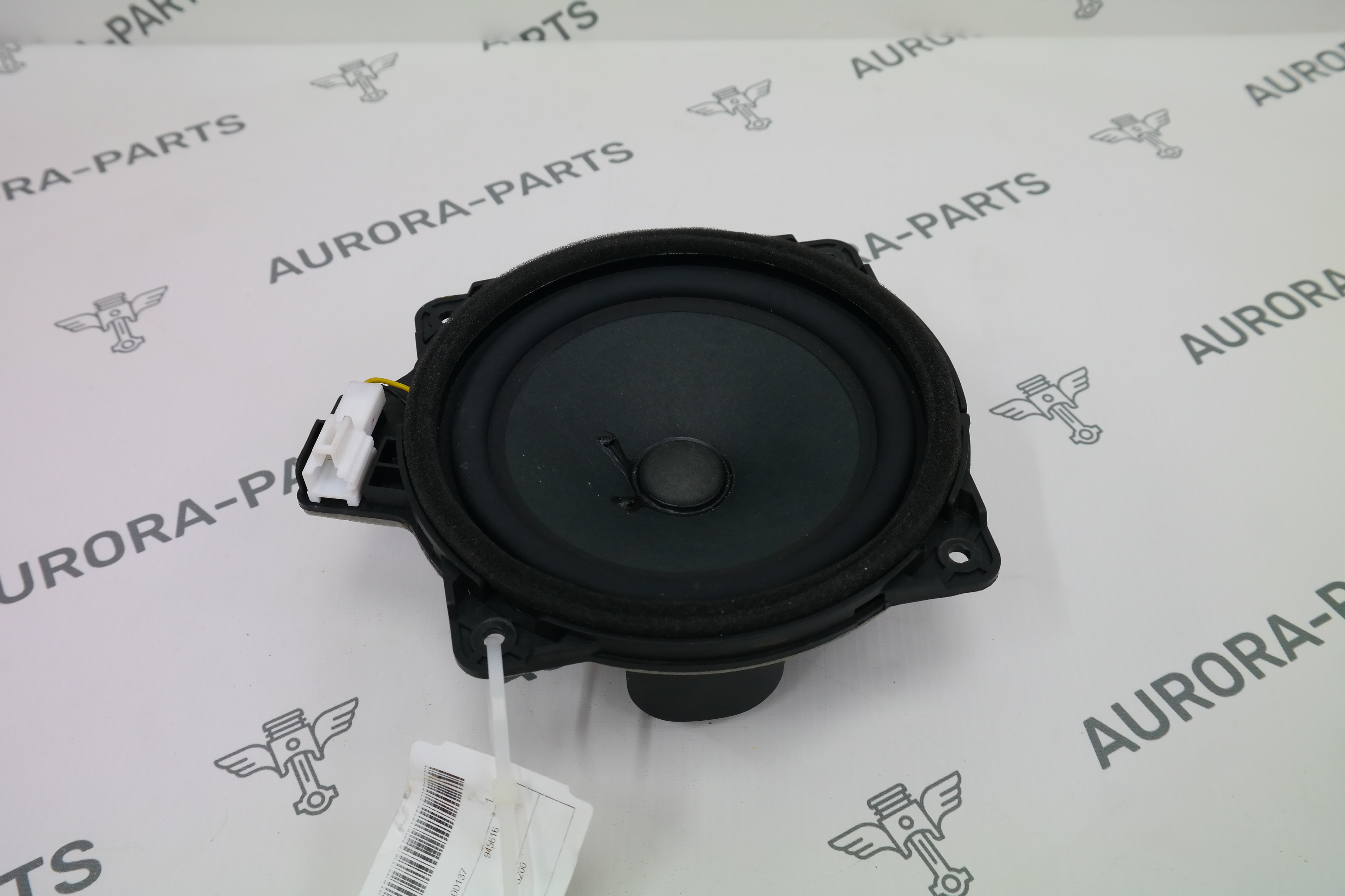 Динамик дверей RH Kia Sorento