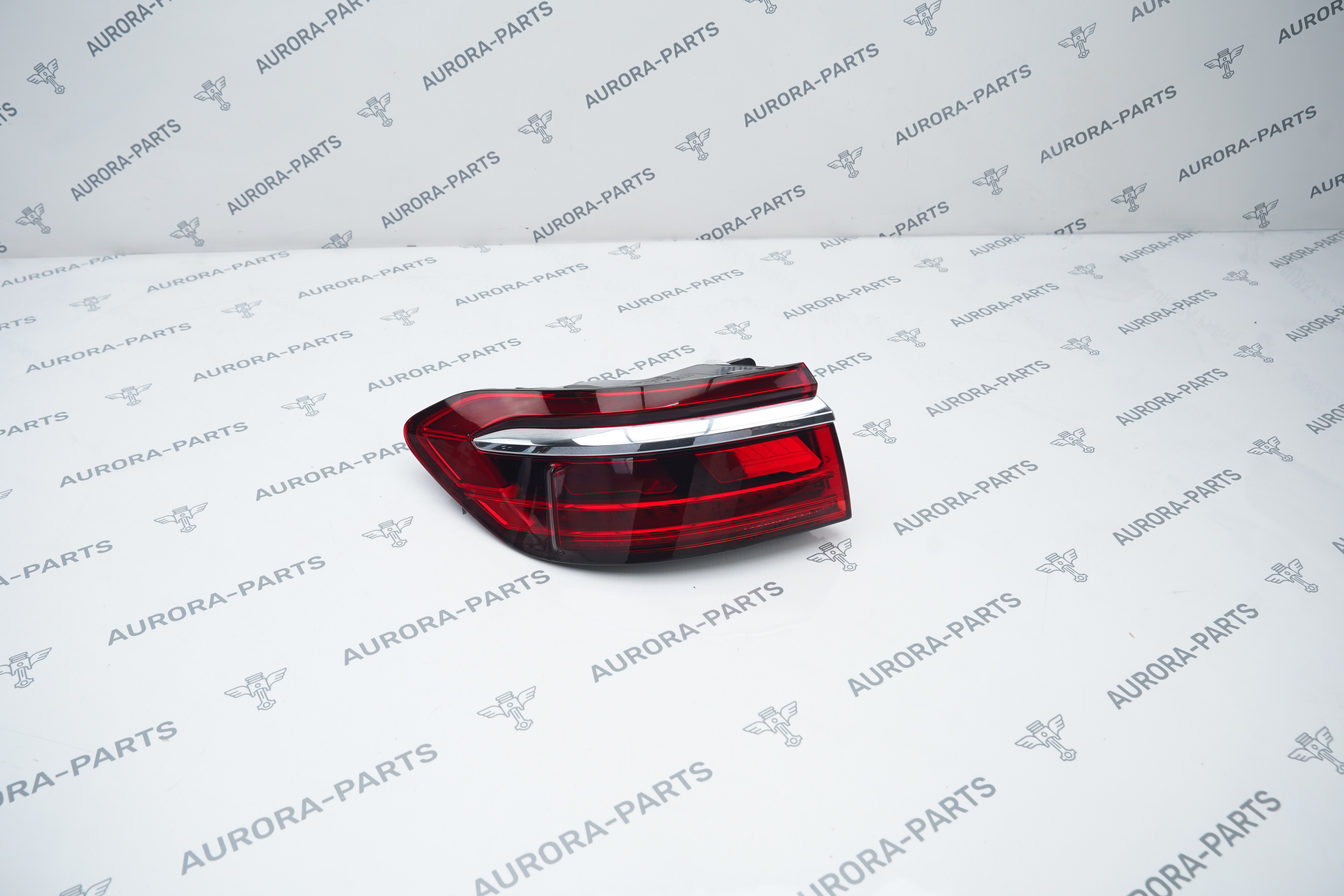 Фонарь задний в крыло LH (OLED) Audi A8