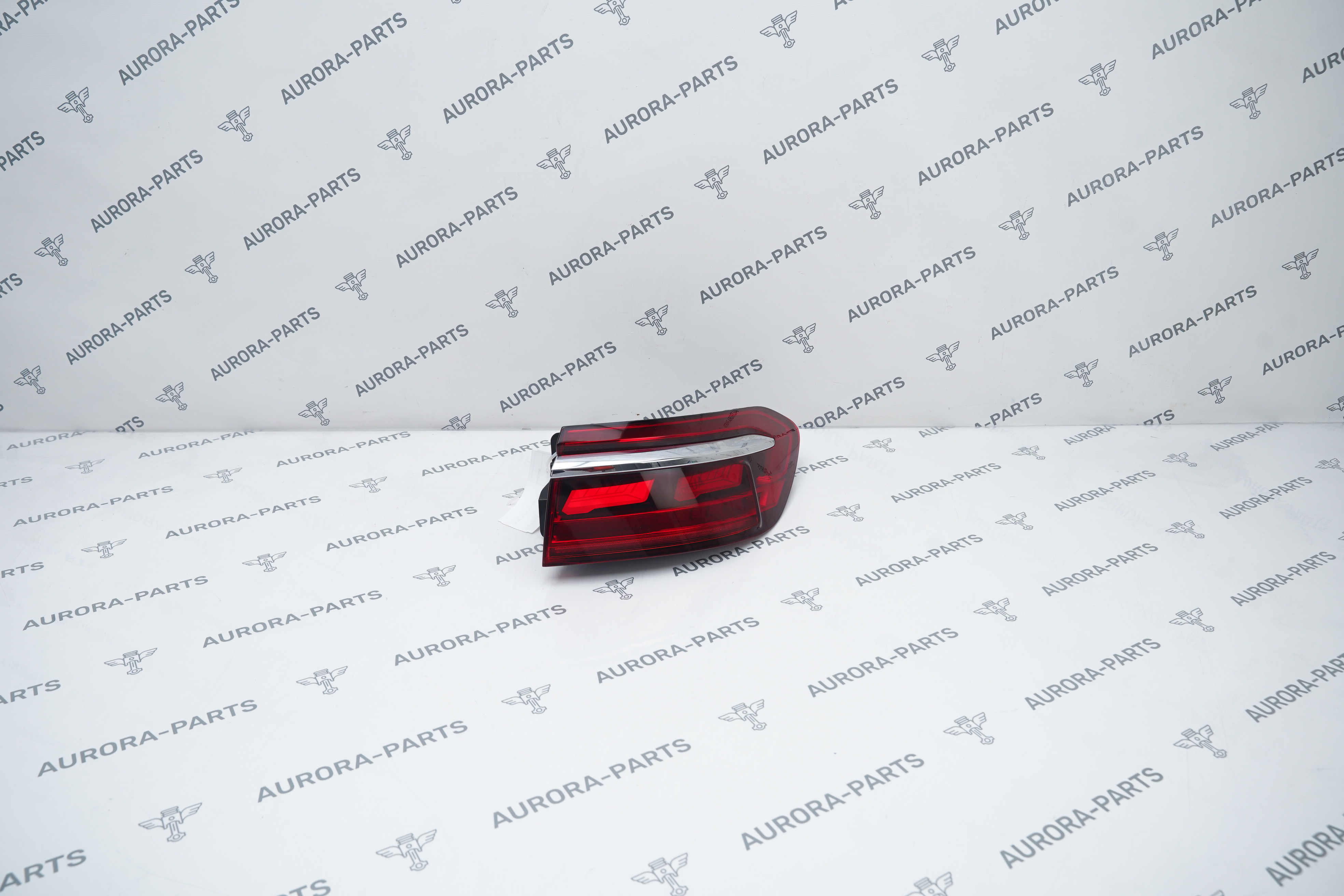 Фонарь задний в крыло RH (OLED) Audi A8