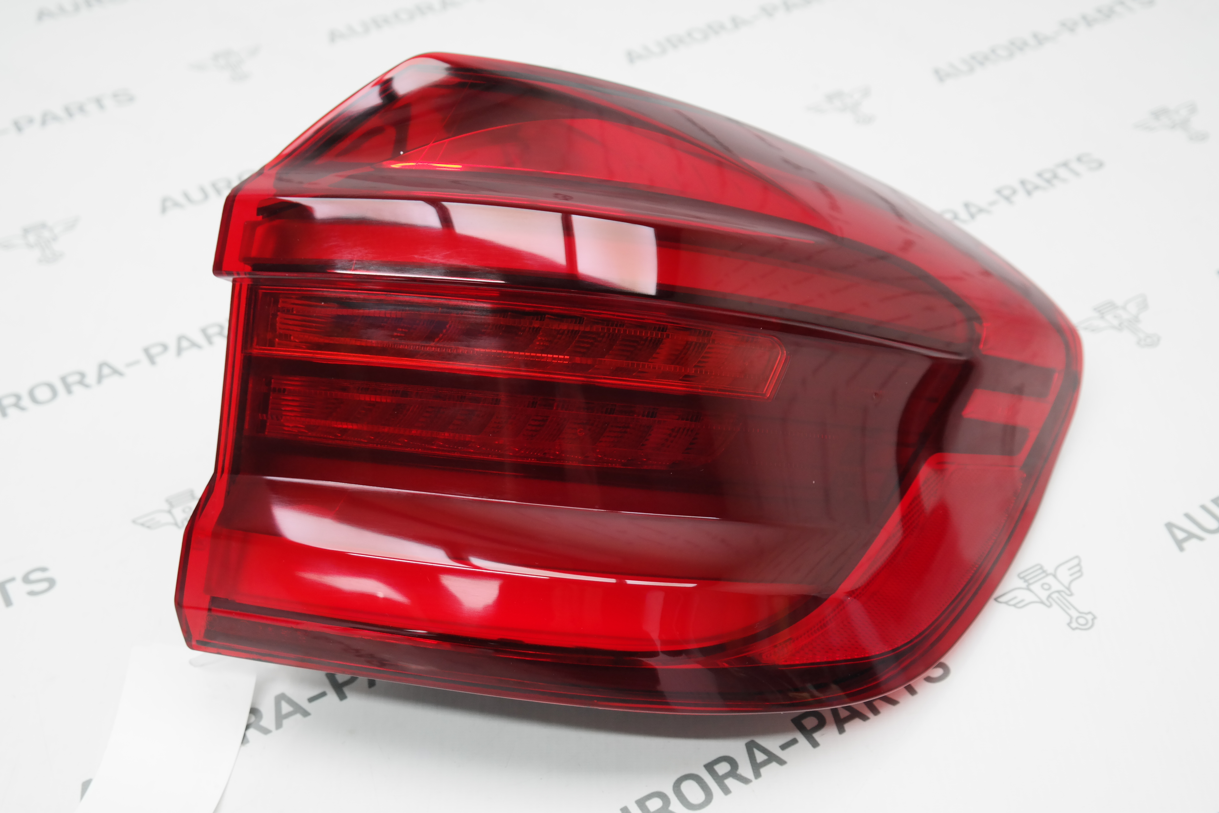 Фонарь задний RH в крыло BMW X3