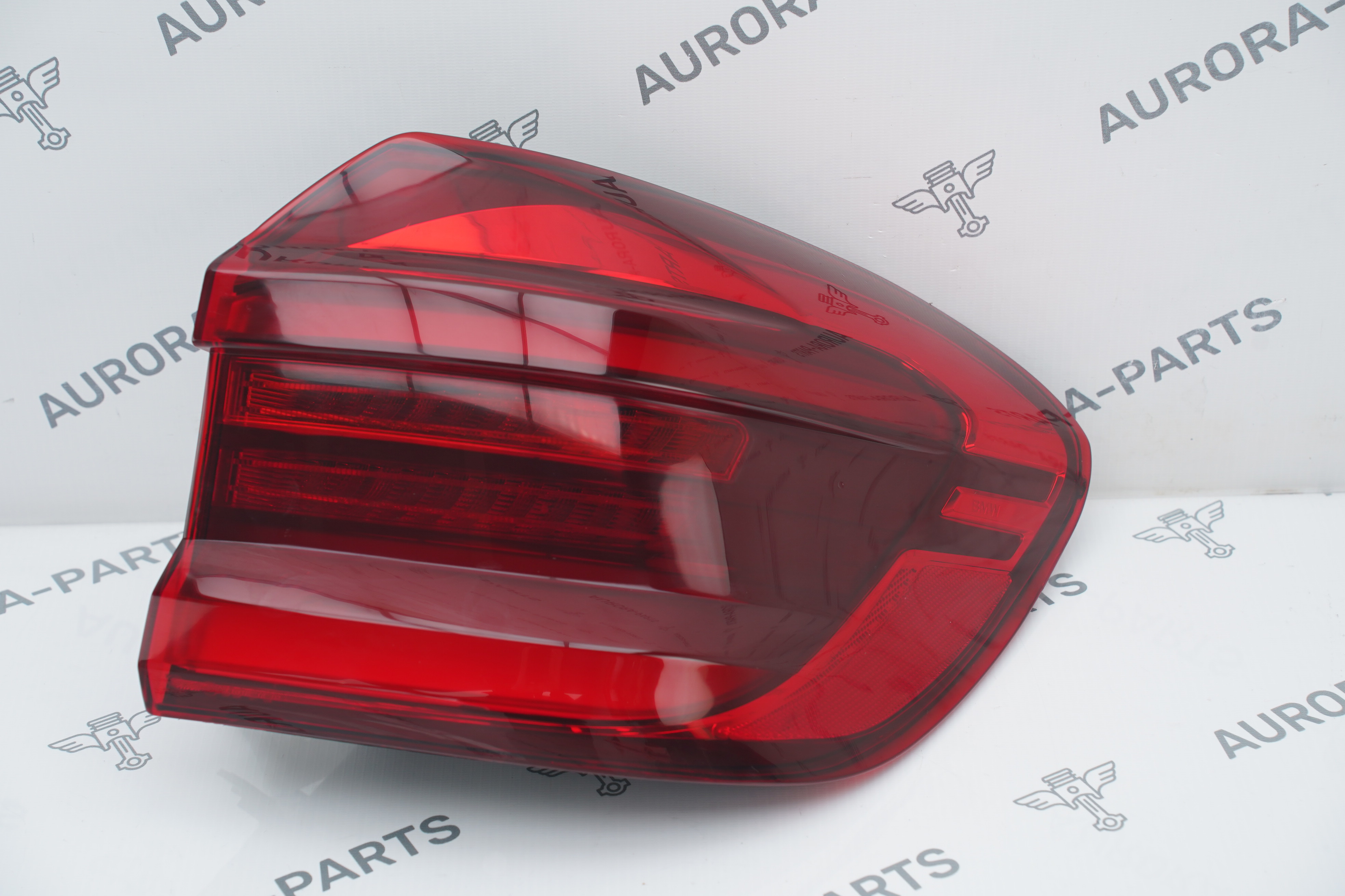 Фонарь задний RH в крыло BMW X3