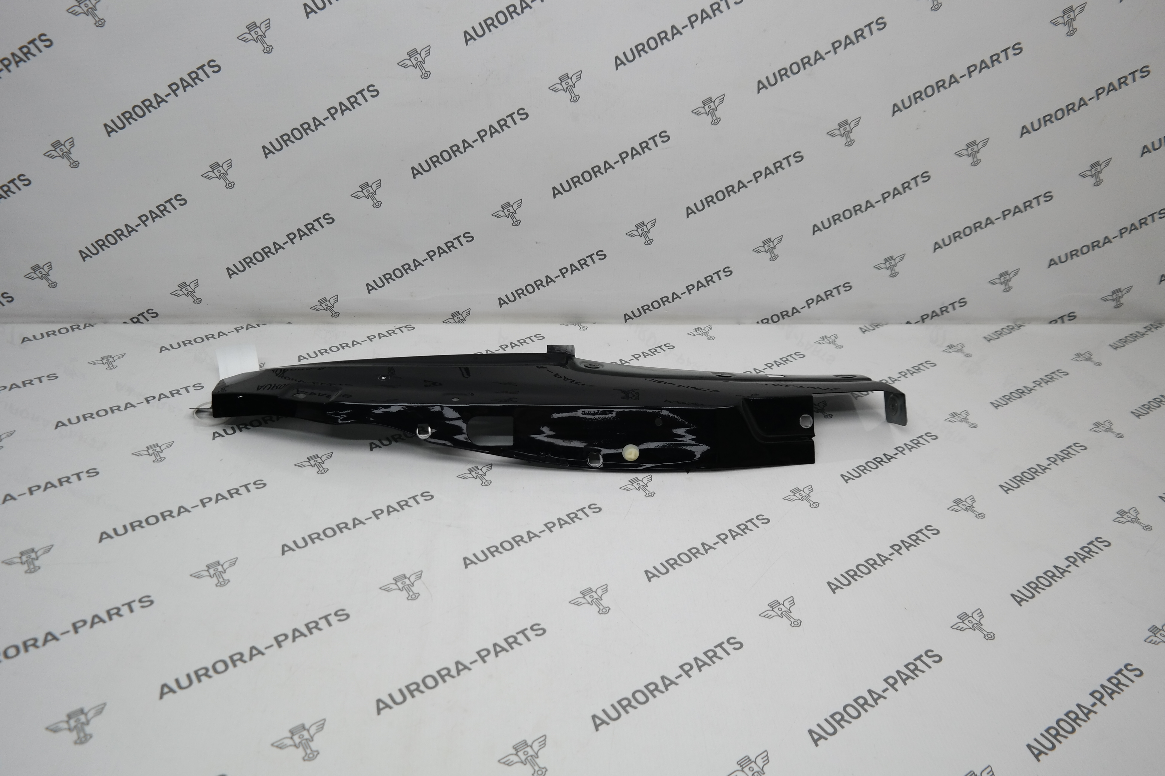 Крыло переднее (Верхняя часть) RH Porsche Macan