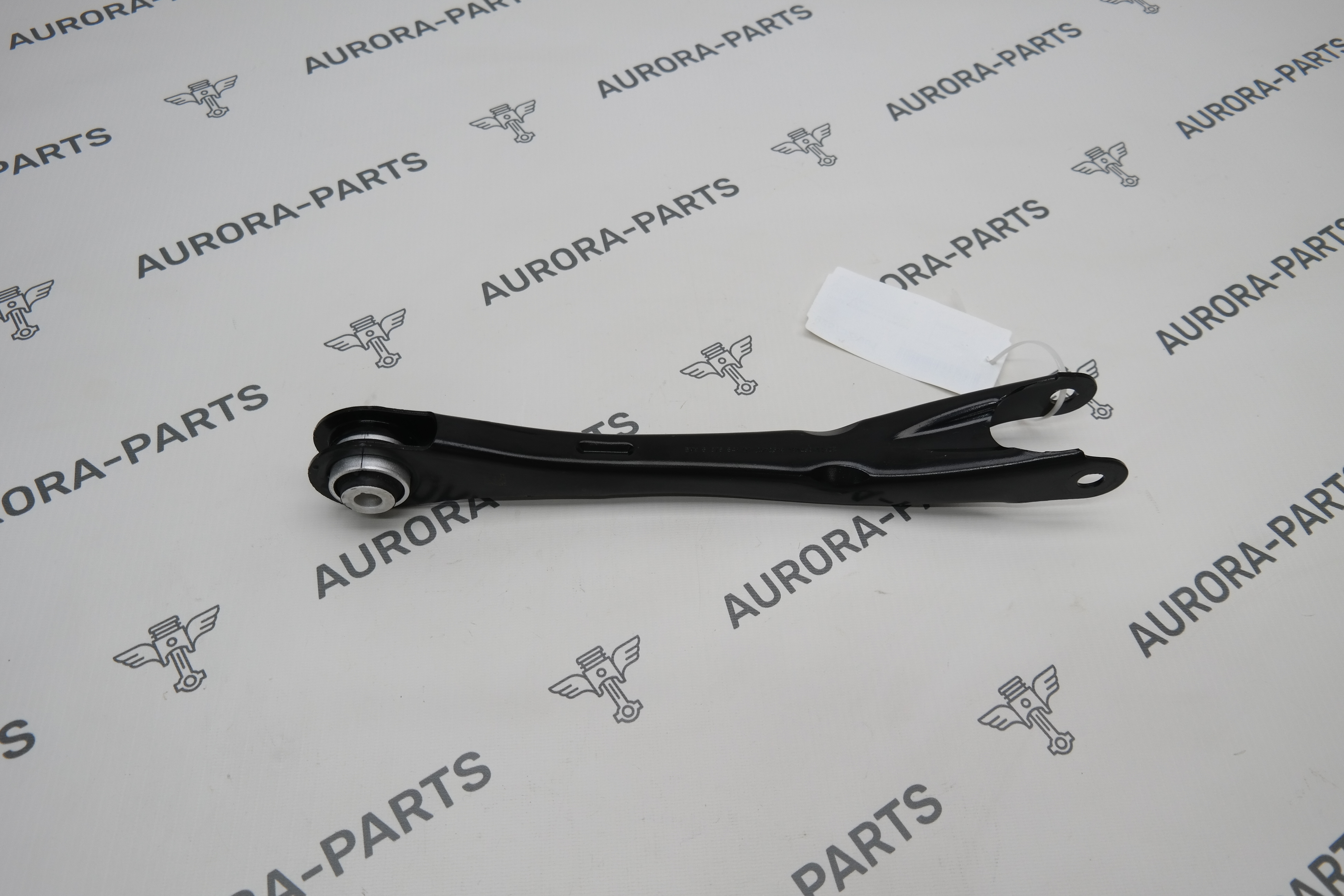 Рычаг продольный нижний задней подвески LH=RH BMW 3-Series