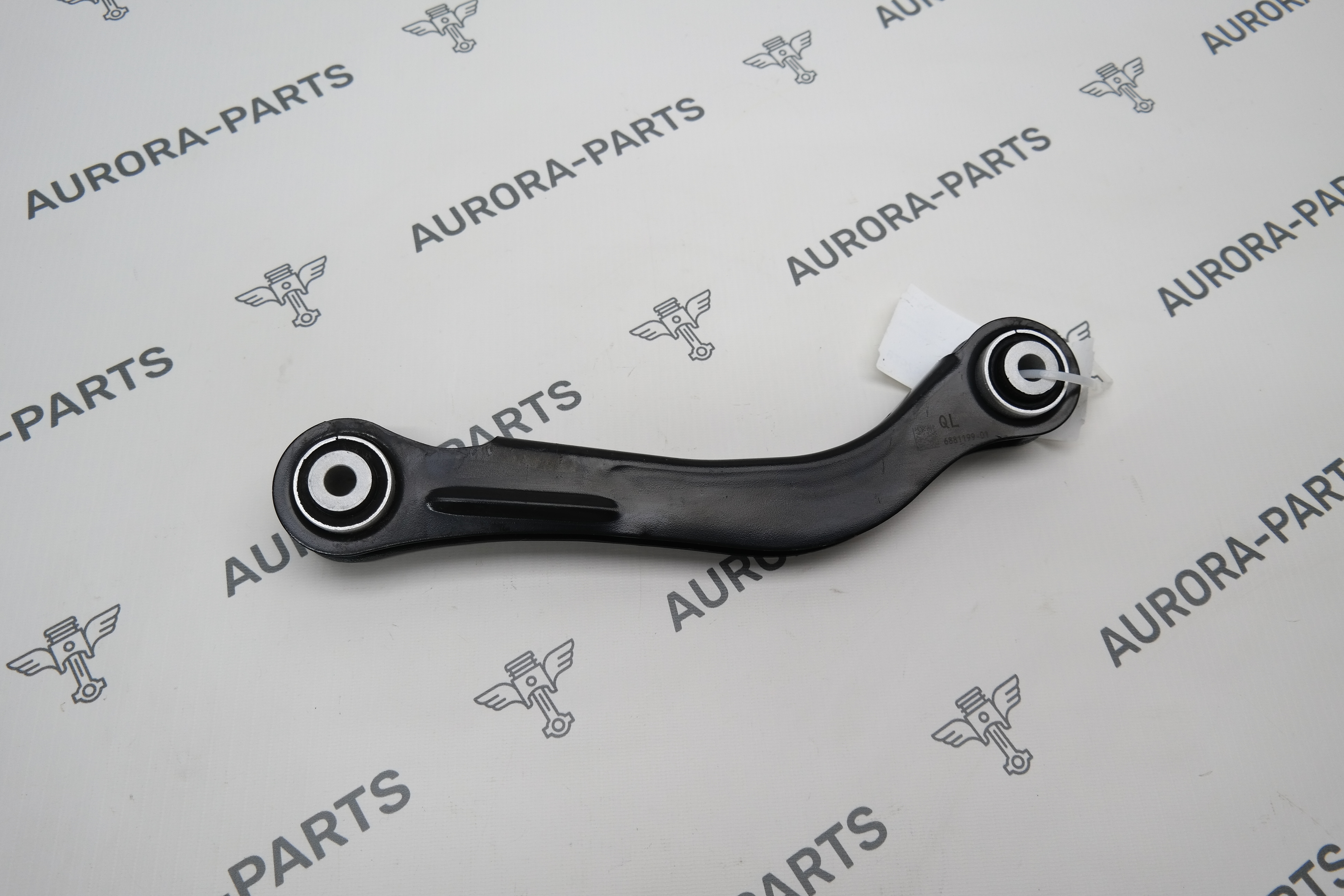 Рычаг поперечный верхний задней подвески LH=RH BMW 3-Series