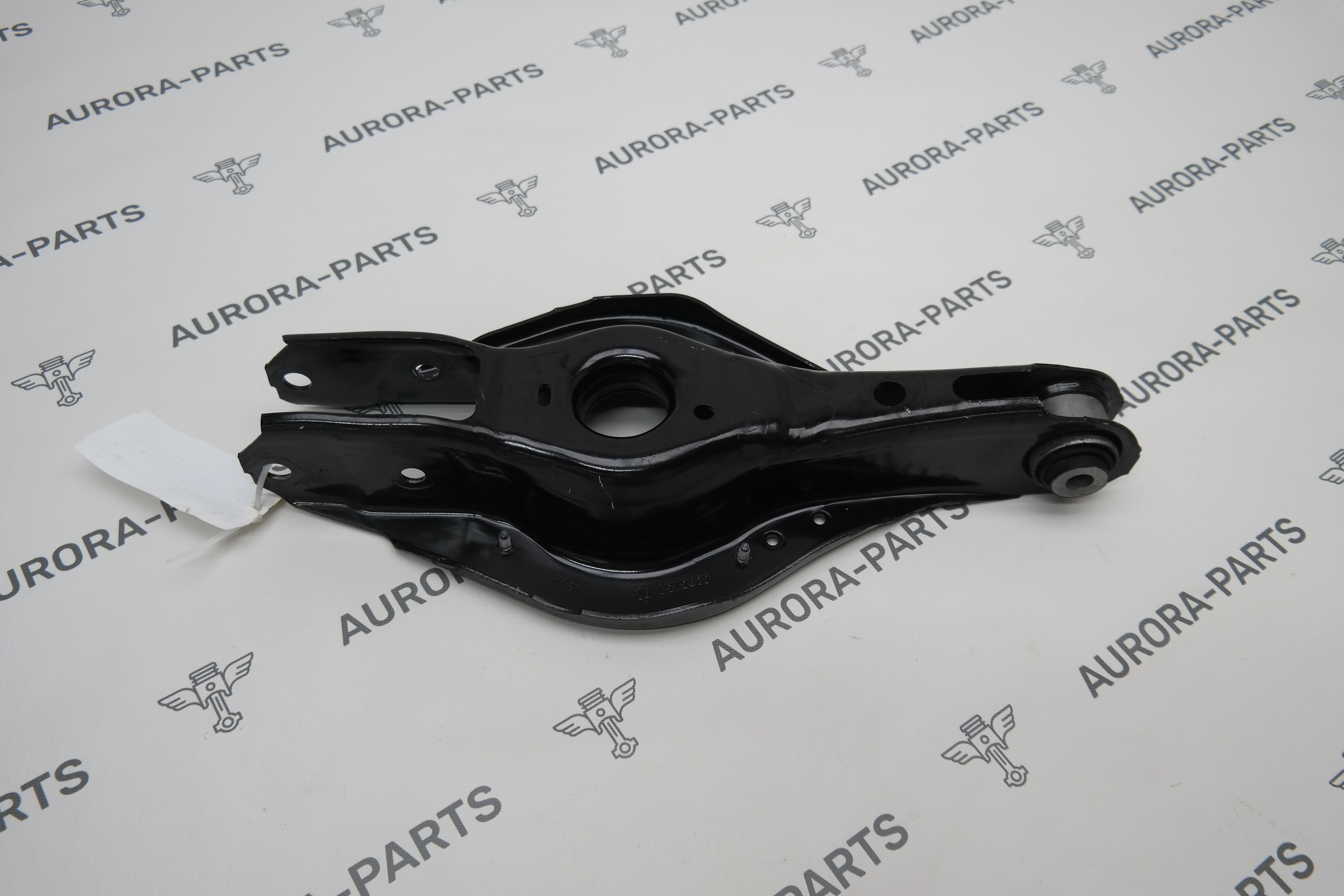 Рычаг развальный задней подвески LH=RH BMW 3-Series