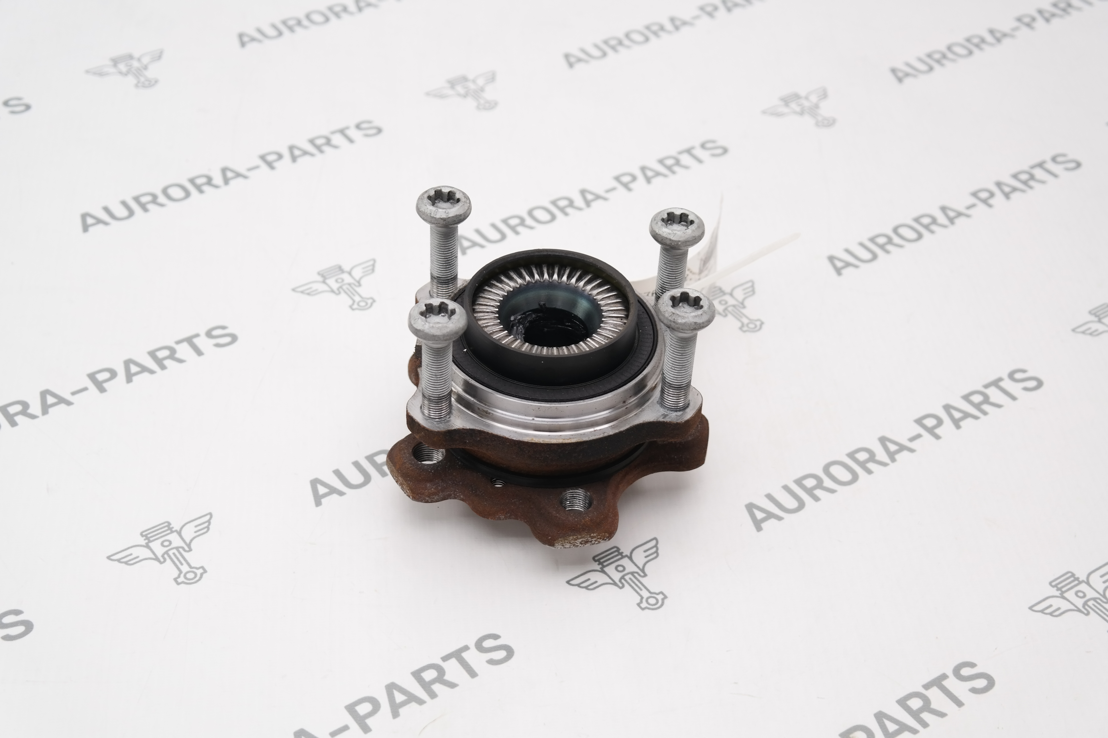 Ступица в сборе с подшипником задняя/передняя LH=RH BMW 3-Series