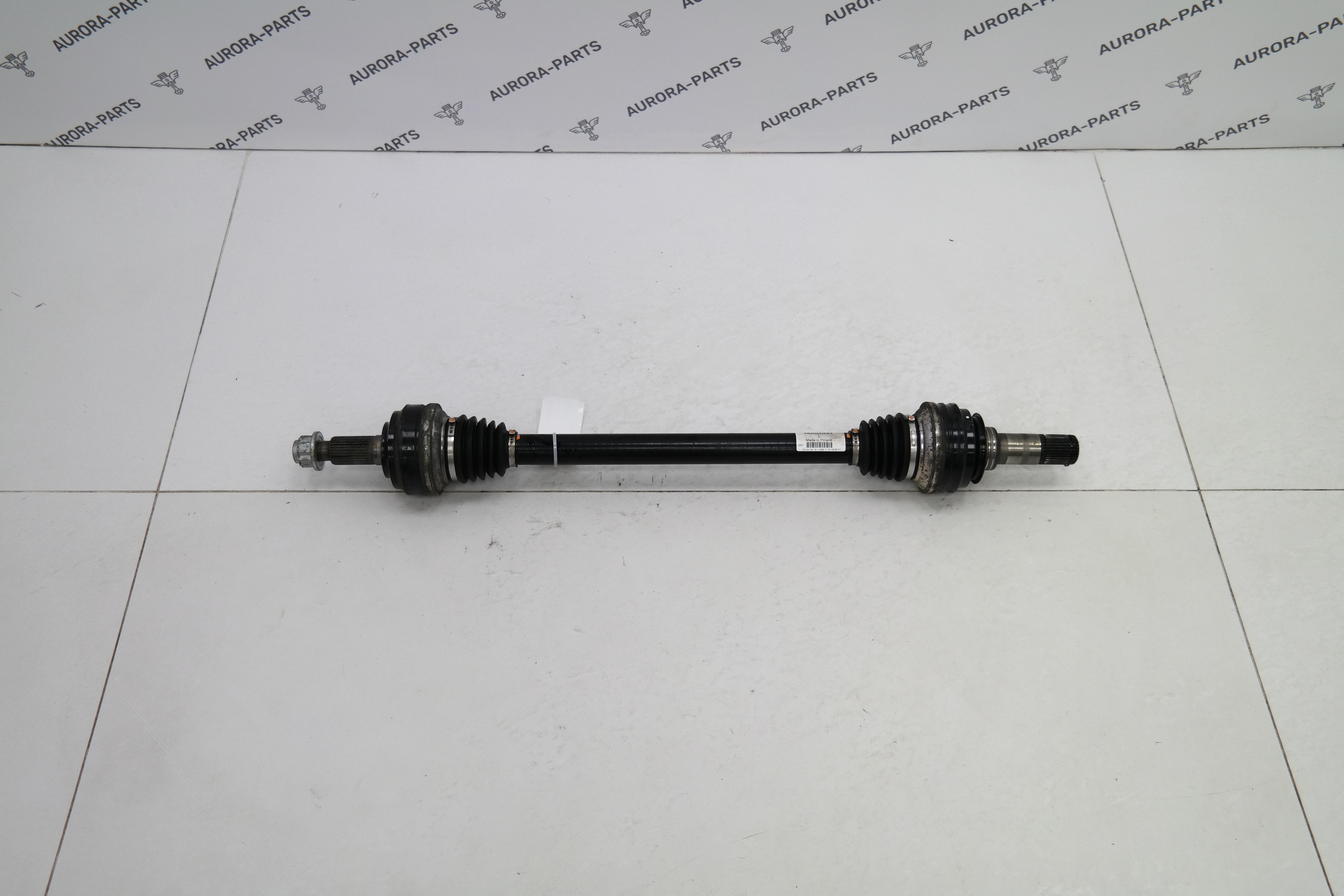 Привод в сборе задний  LH=RH Porsche Cayenne