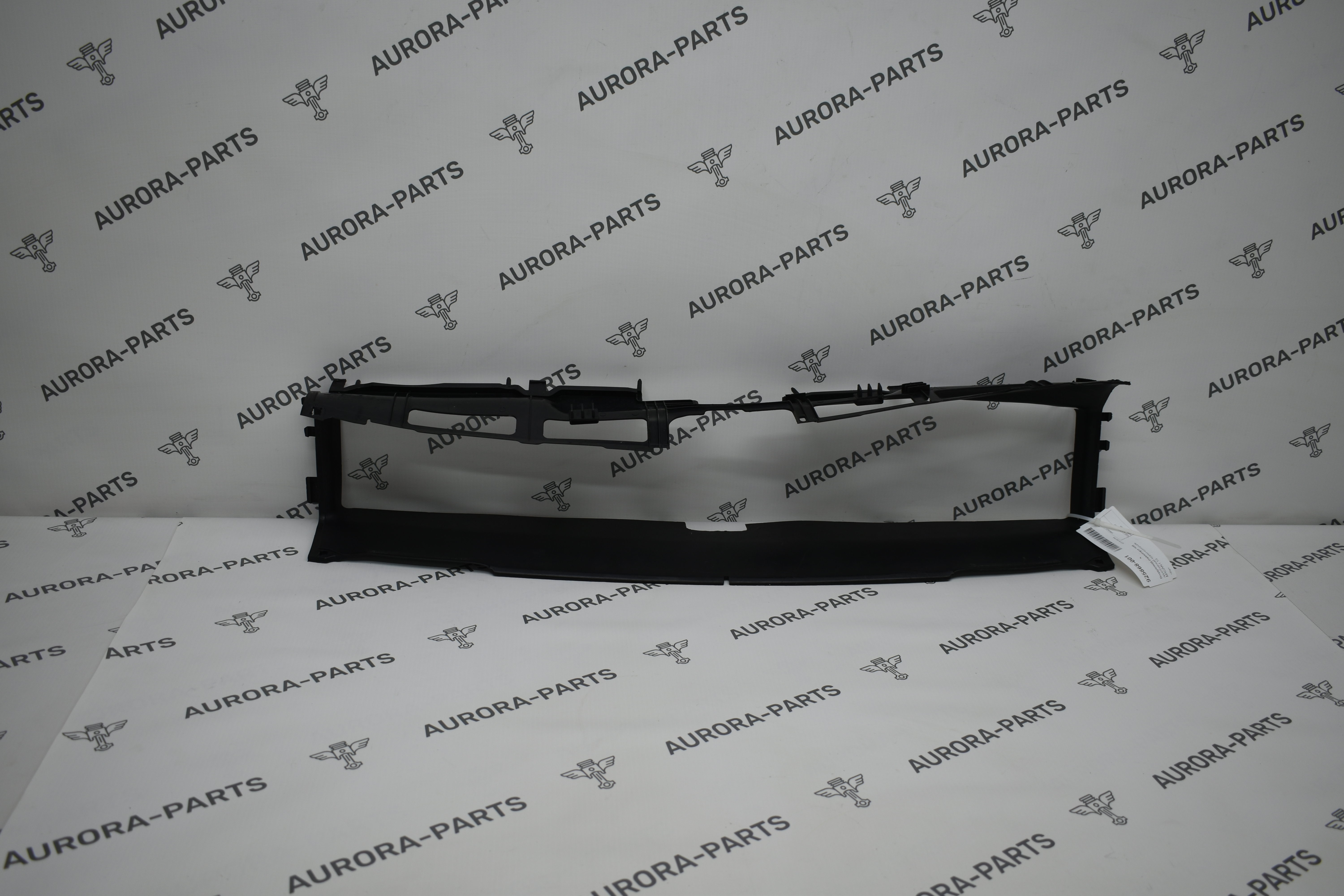 Воздуховод радиатора под адаптивный круиз-контроль Porsche Macan