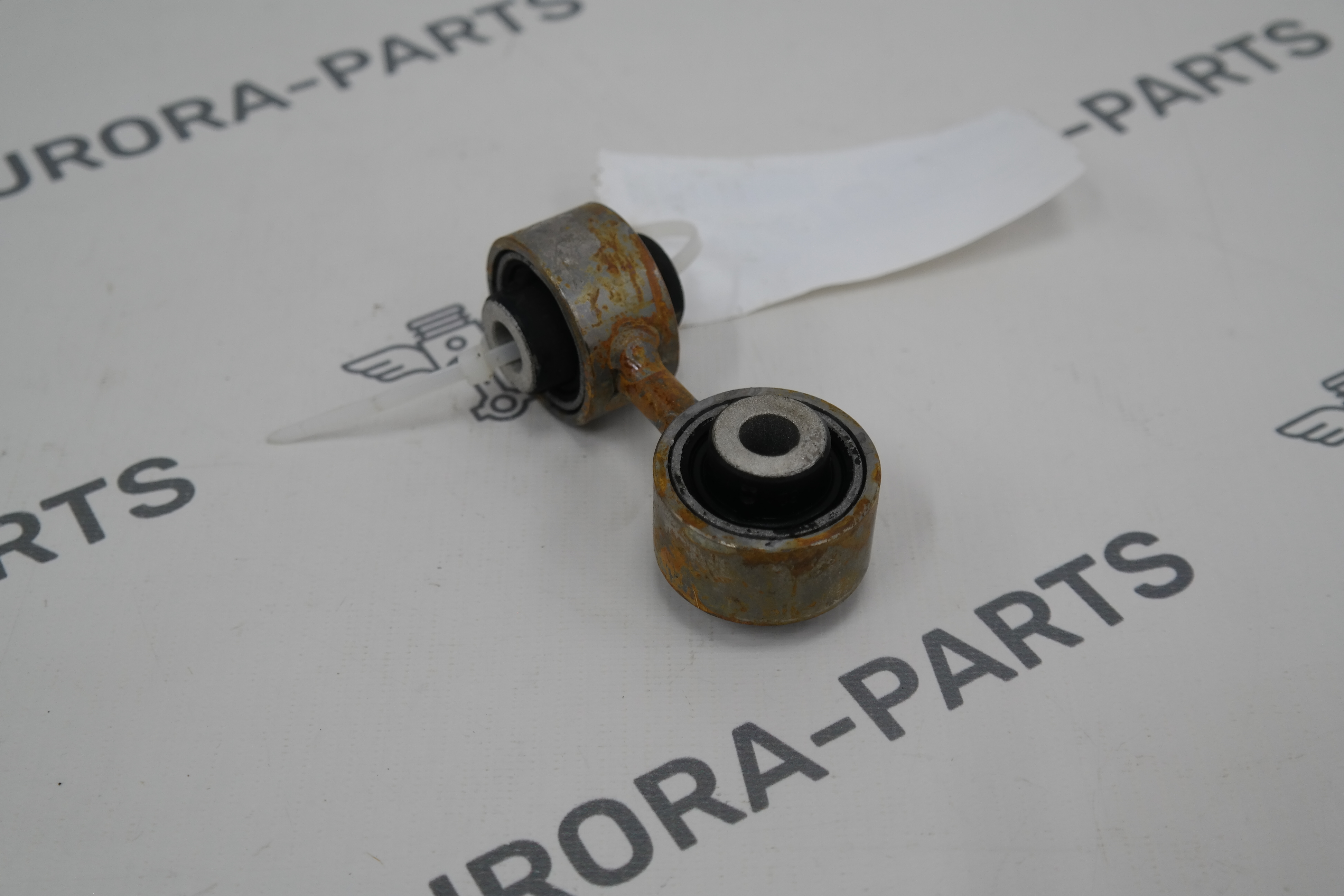 Стойка стабилизатора задней подвески LH=RH Porsche Macan