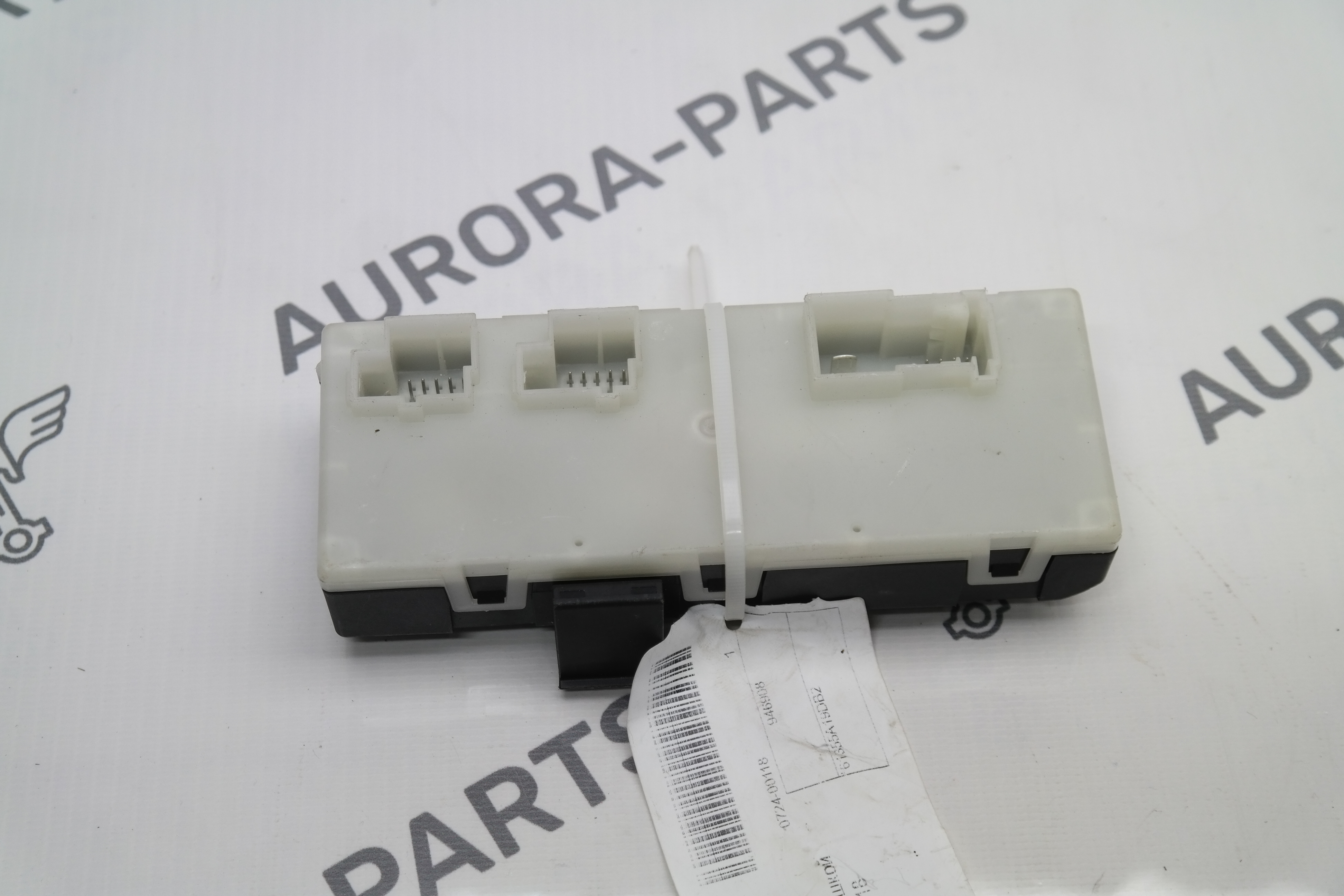 Блок управления крышкой багажника BMW 3-Series