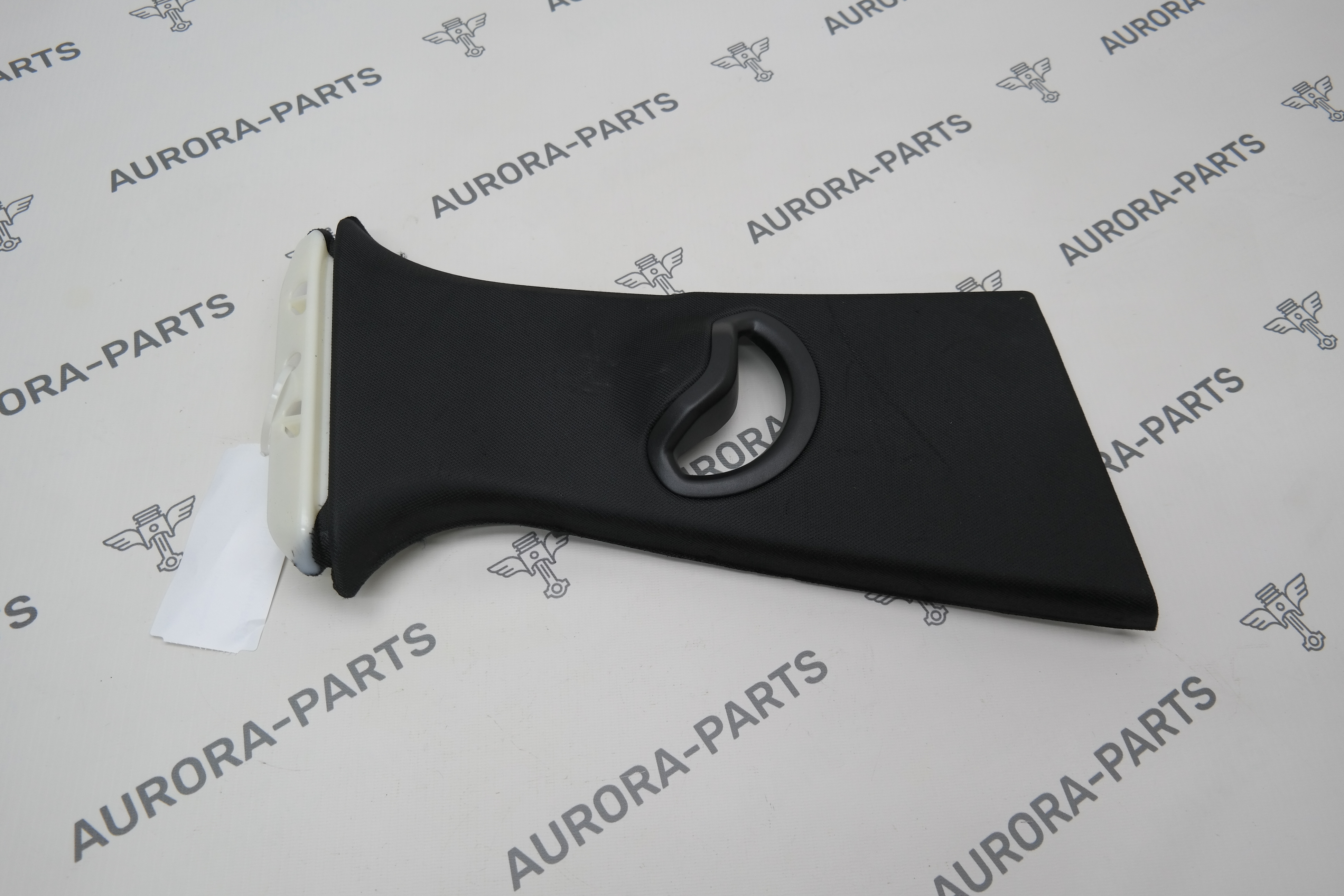 Обшивка стойки B верхняя RH BMW 3-Series