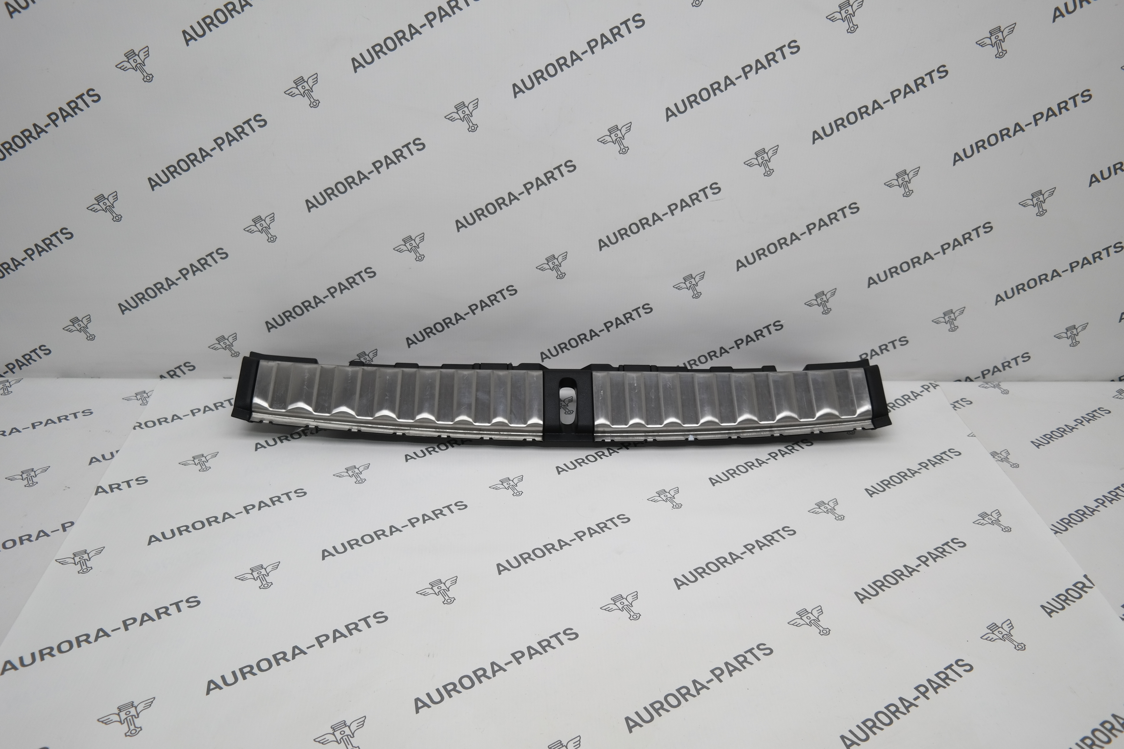 Накладка борта погрузочного пола BMW 3-Series