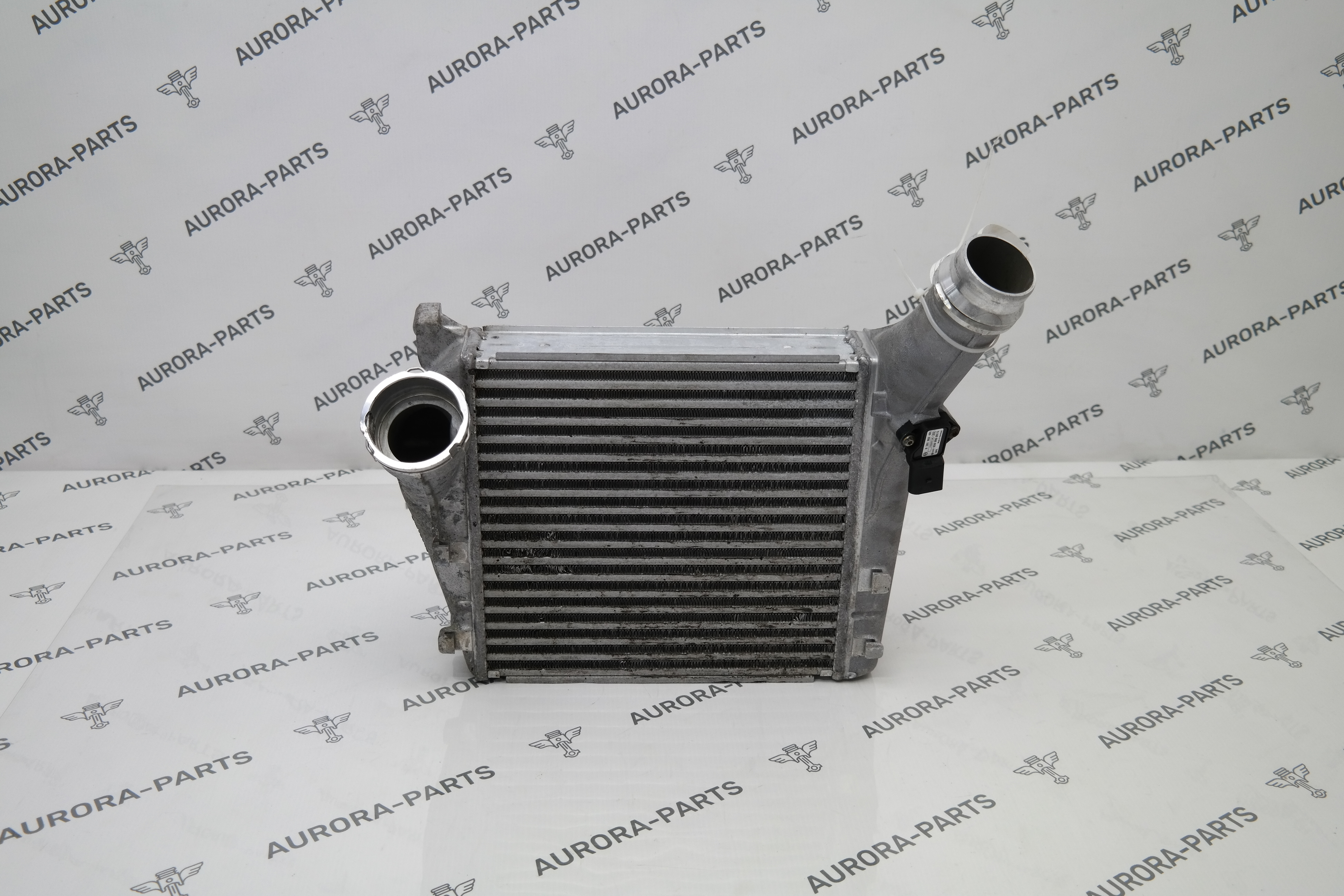 Радиатор интеркулера (4.8 Turbo/4.2TDI) RH Porsche Cayenne