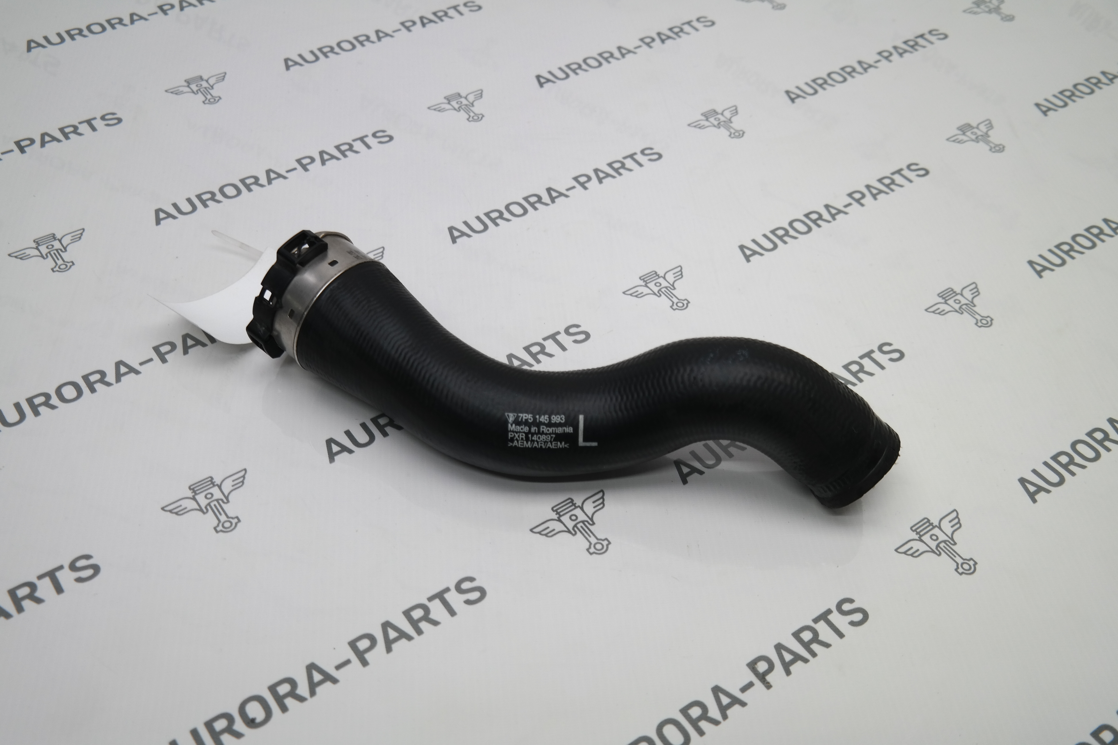 Патрубок интеркулера 4.2TDI LH Porsche Cayenne