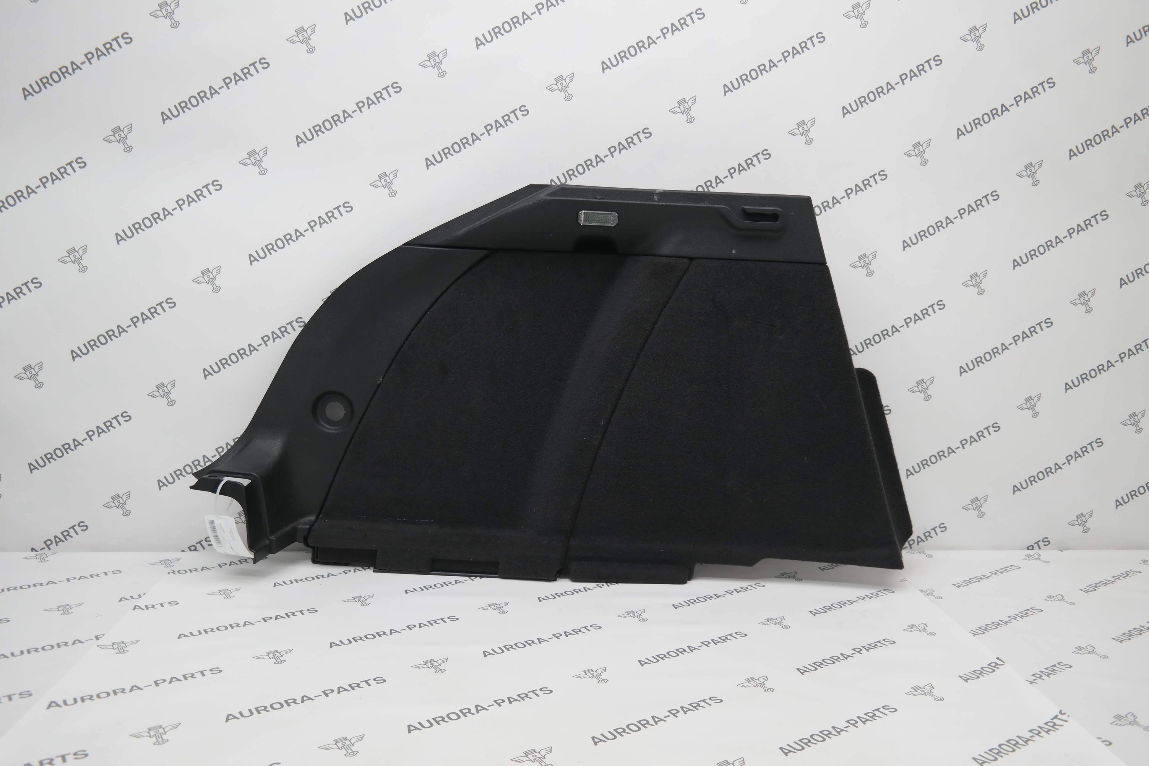 Обшивка багажника LH Porsche Macan