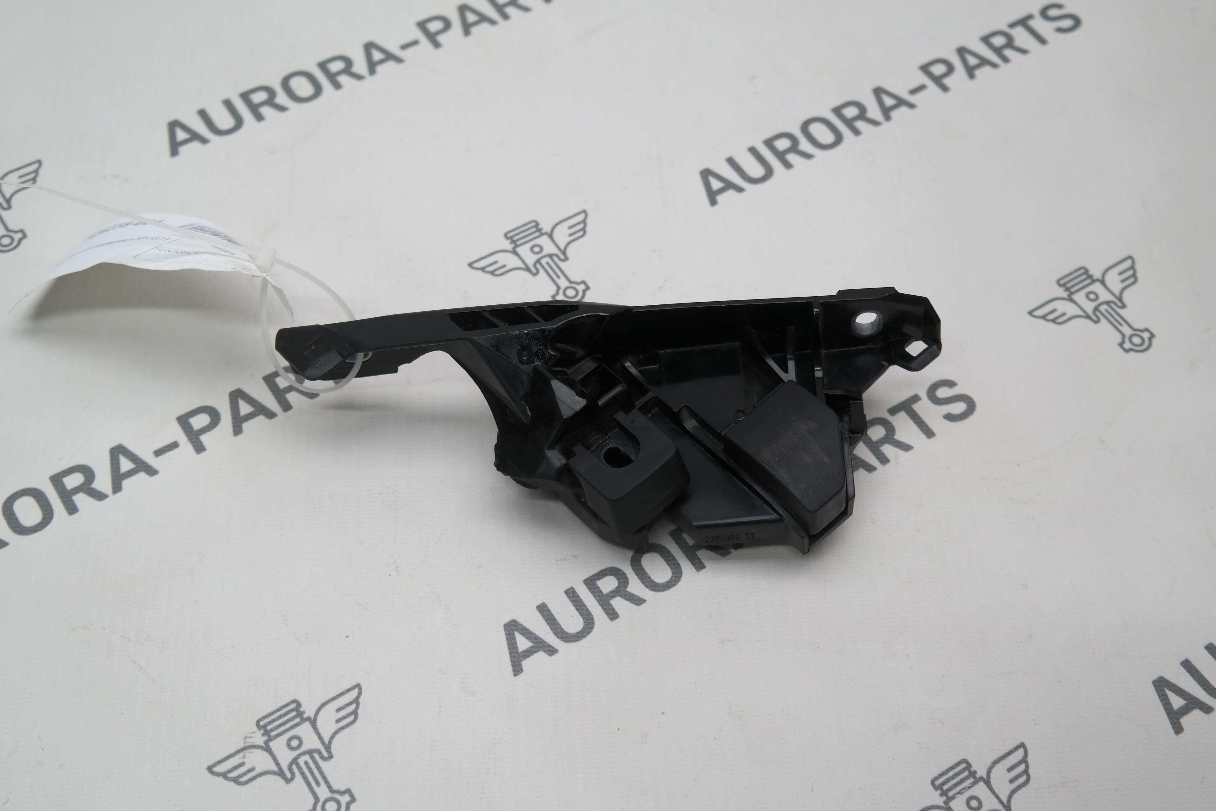 Упор крышки багажника RH BMW 3-Series