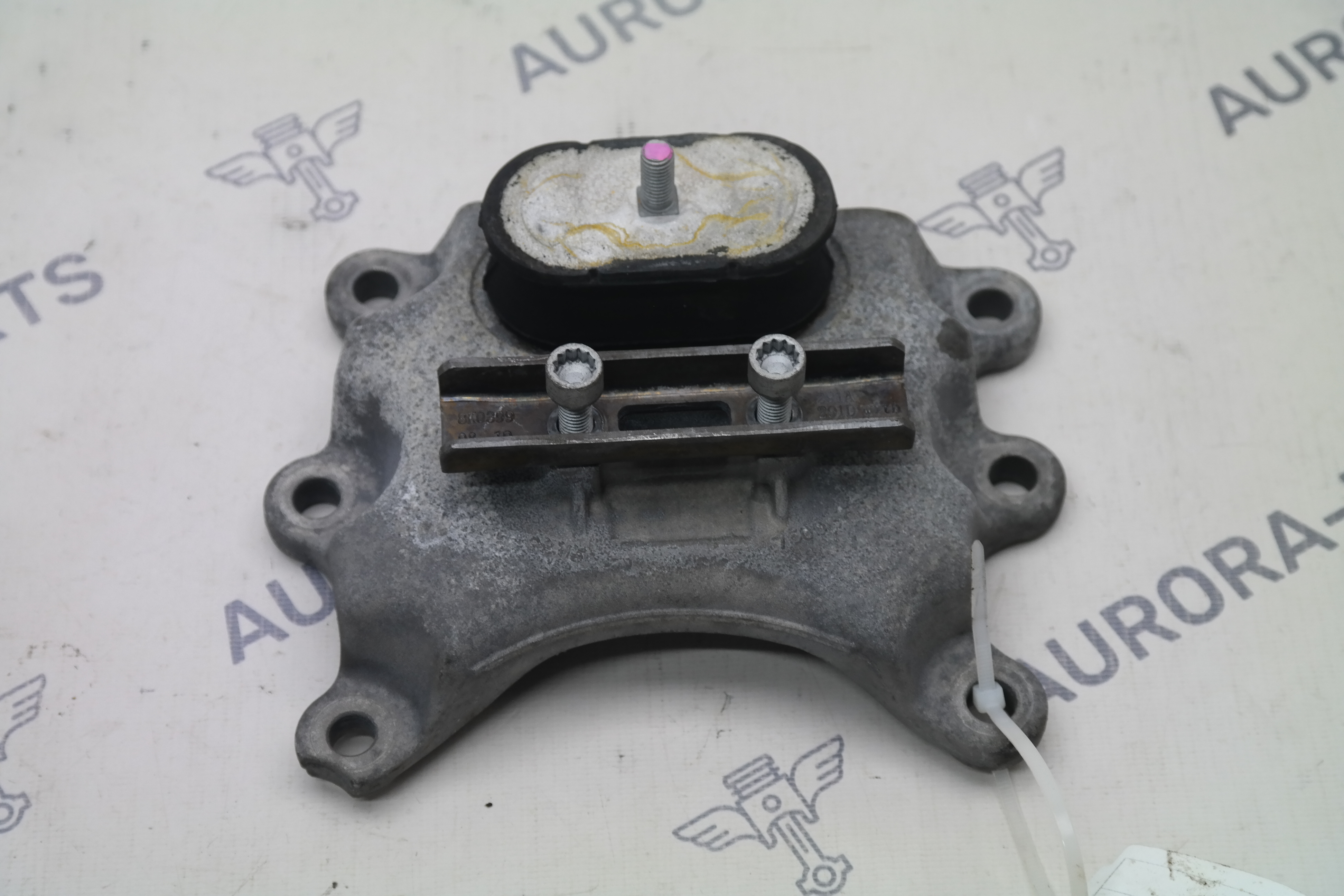 Кронштейн АКПП Porsche Macan