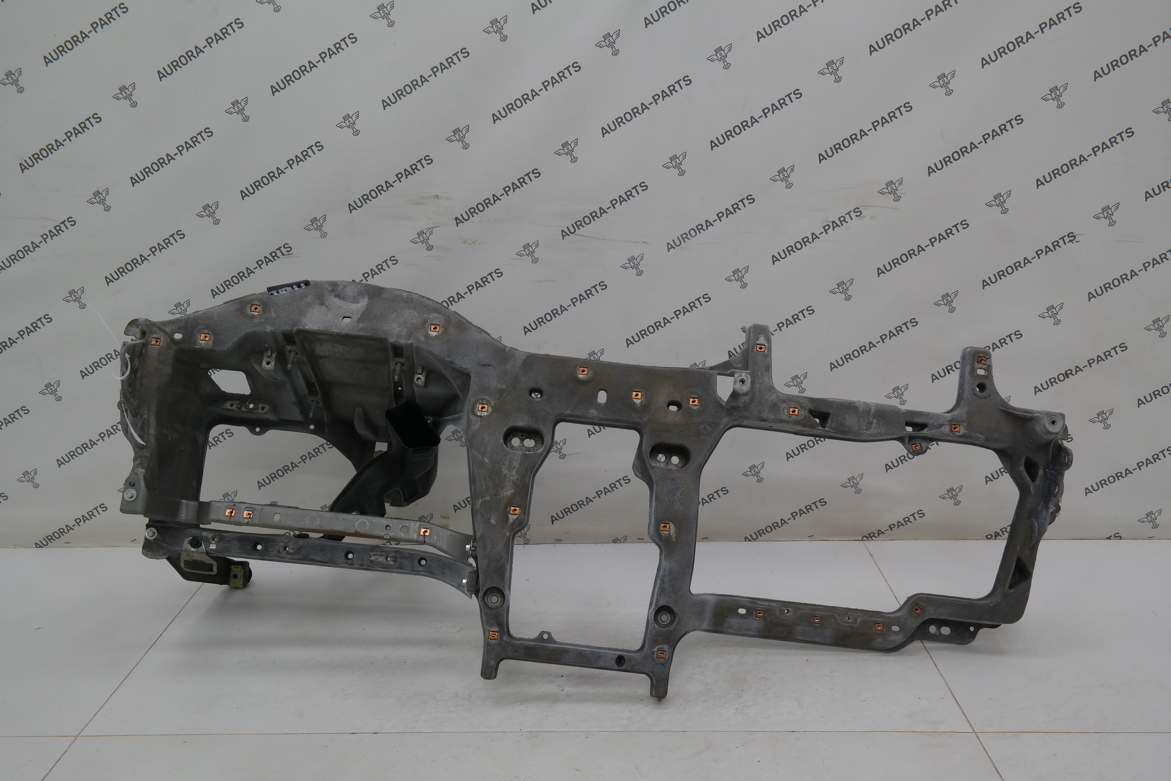 Кронштейн крепления торпеды Jeep Wrangler