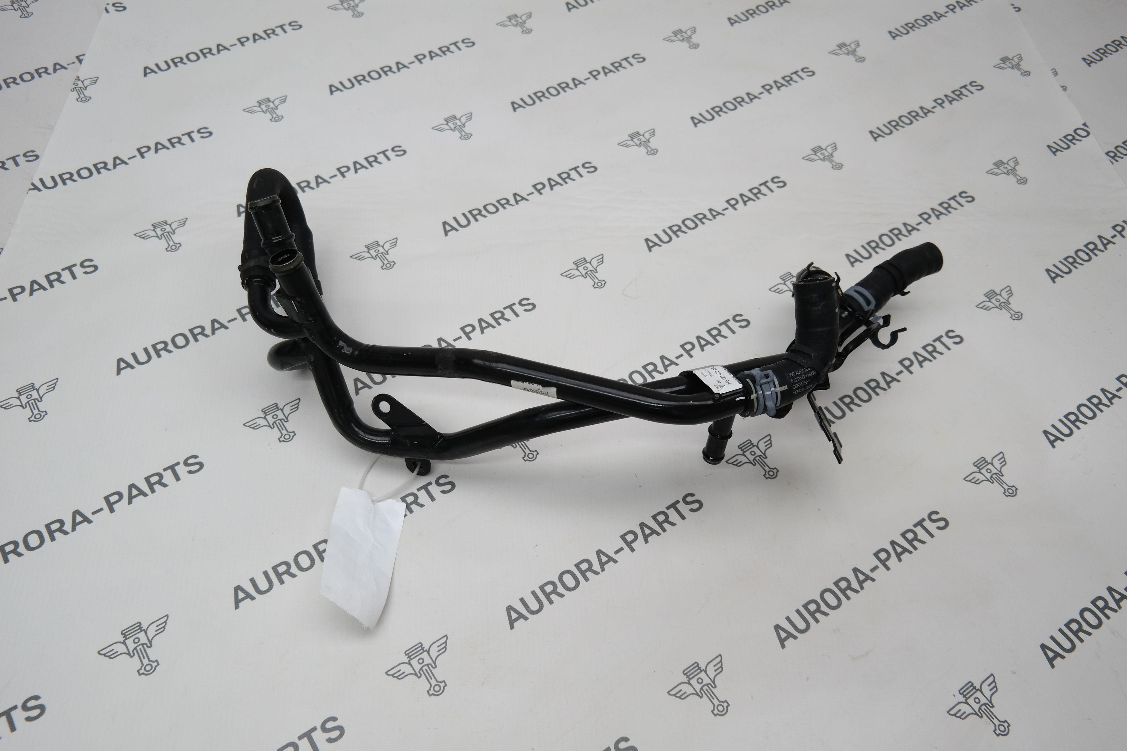 Трубка системы охлаждения Porsche Cayenne