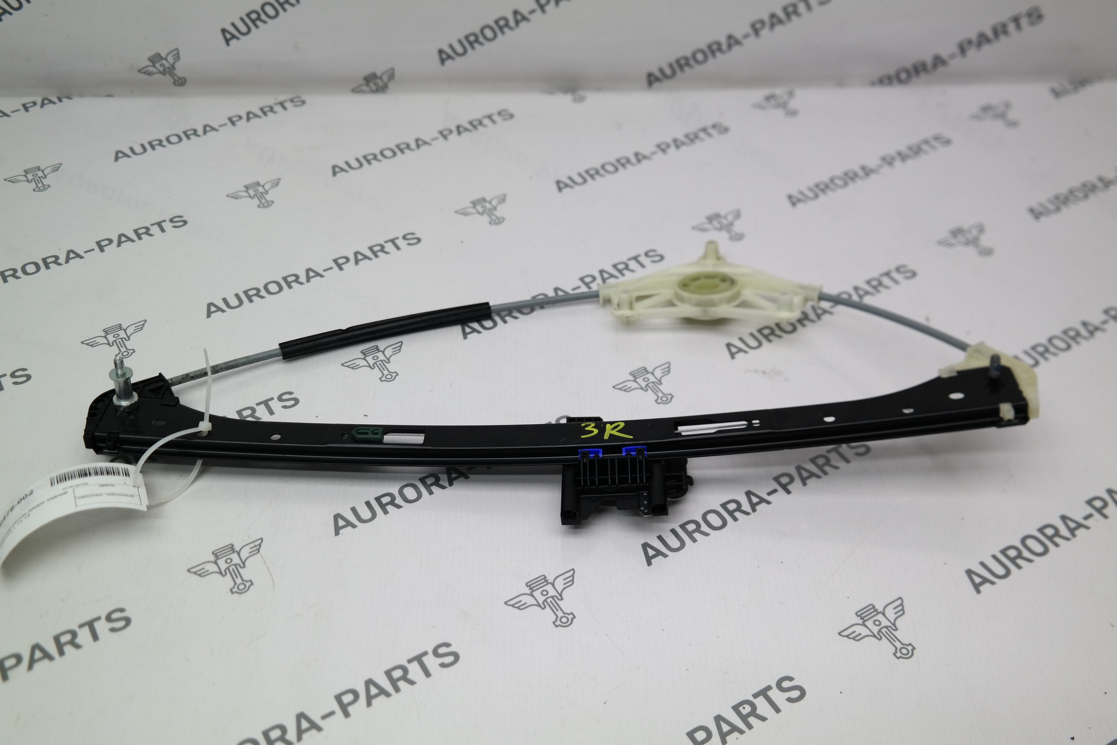 Стеклоподъемник двери задней RH Porsche Macan