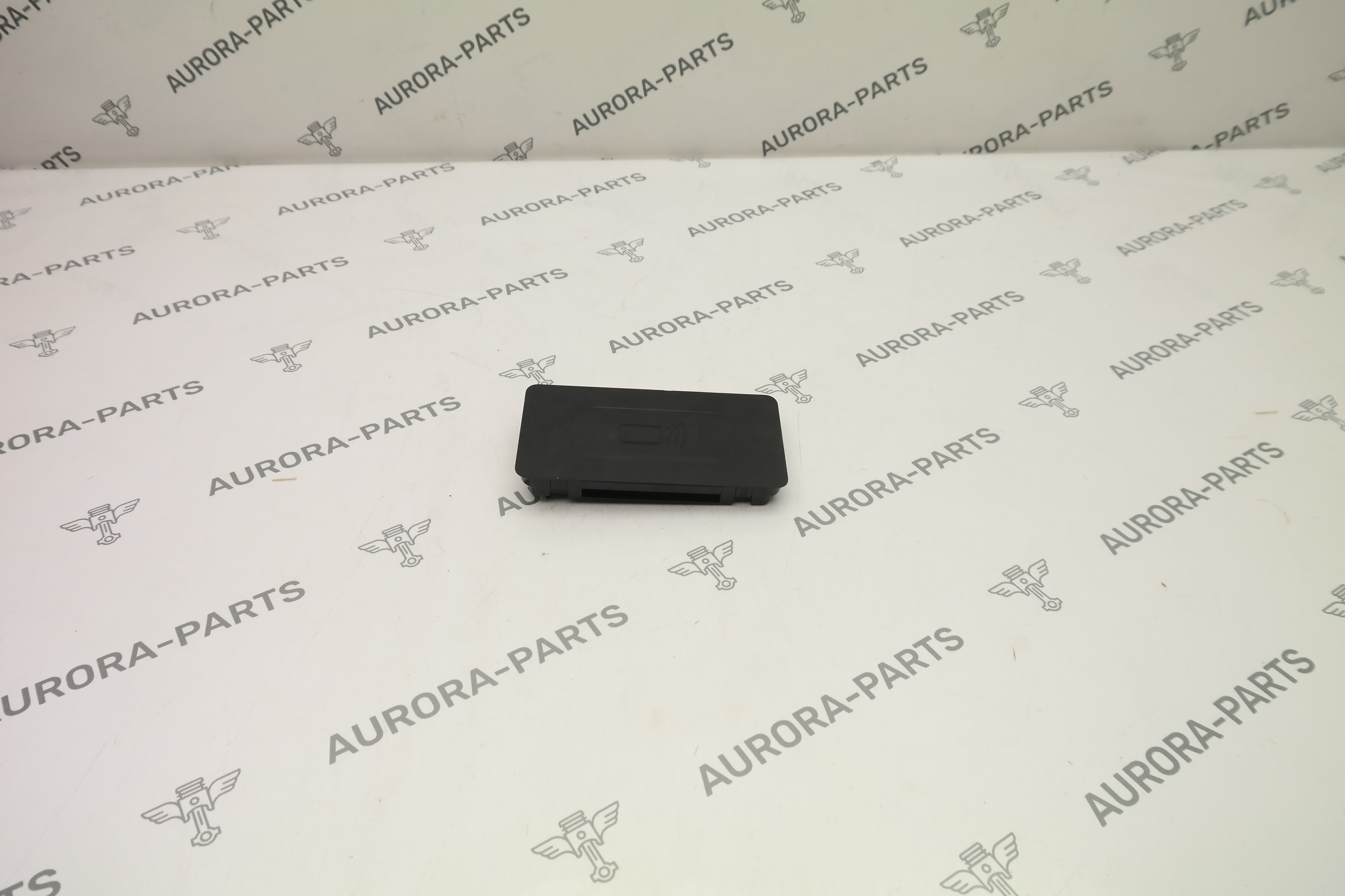 Зарядное устройство (Беспроводное) BMW 3-Series