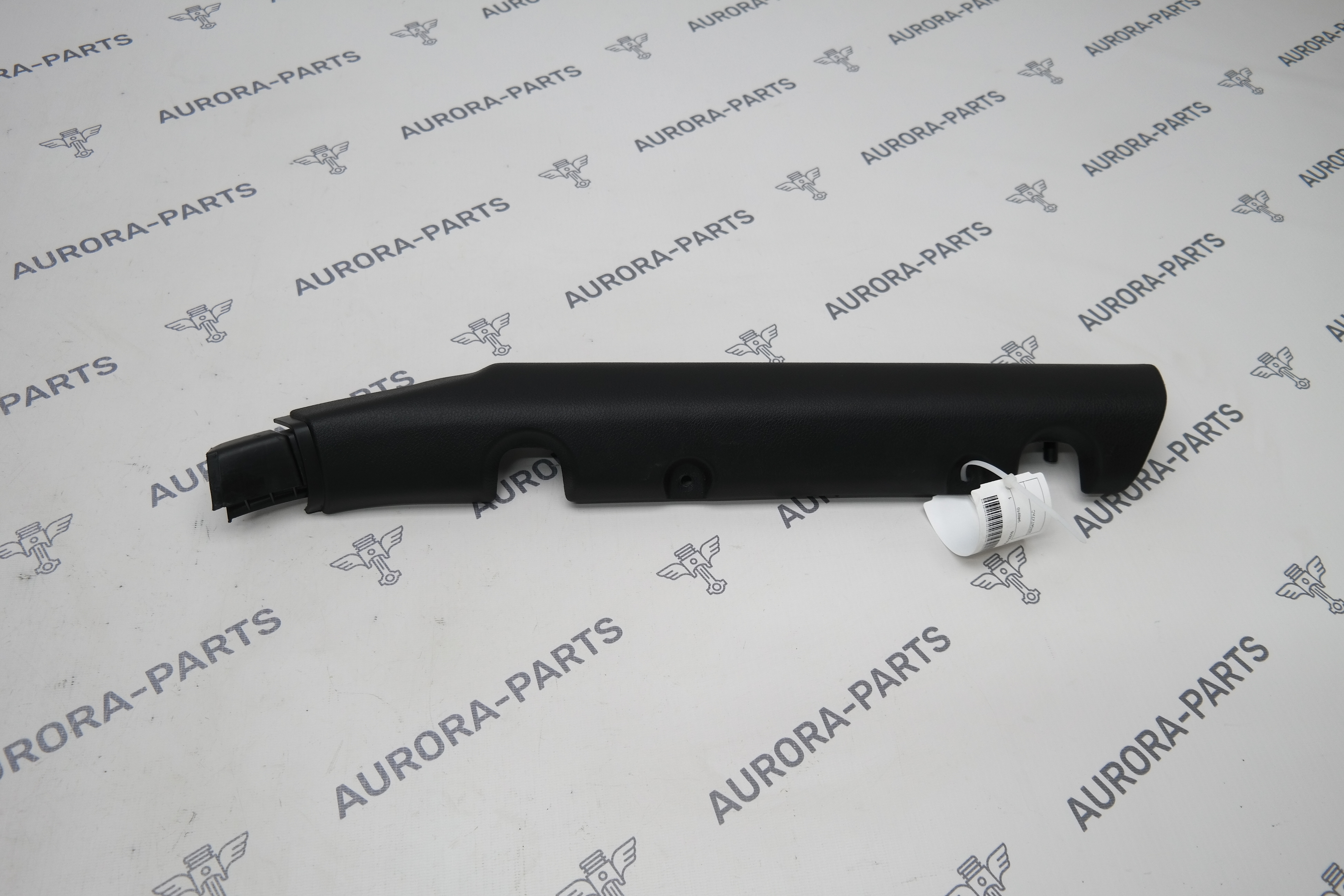 Обшивка потолка стойка B RH Jeep Wrangler