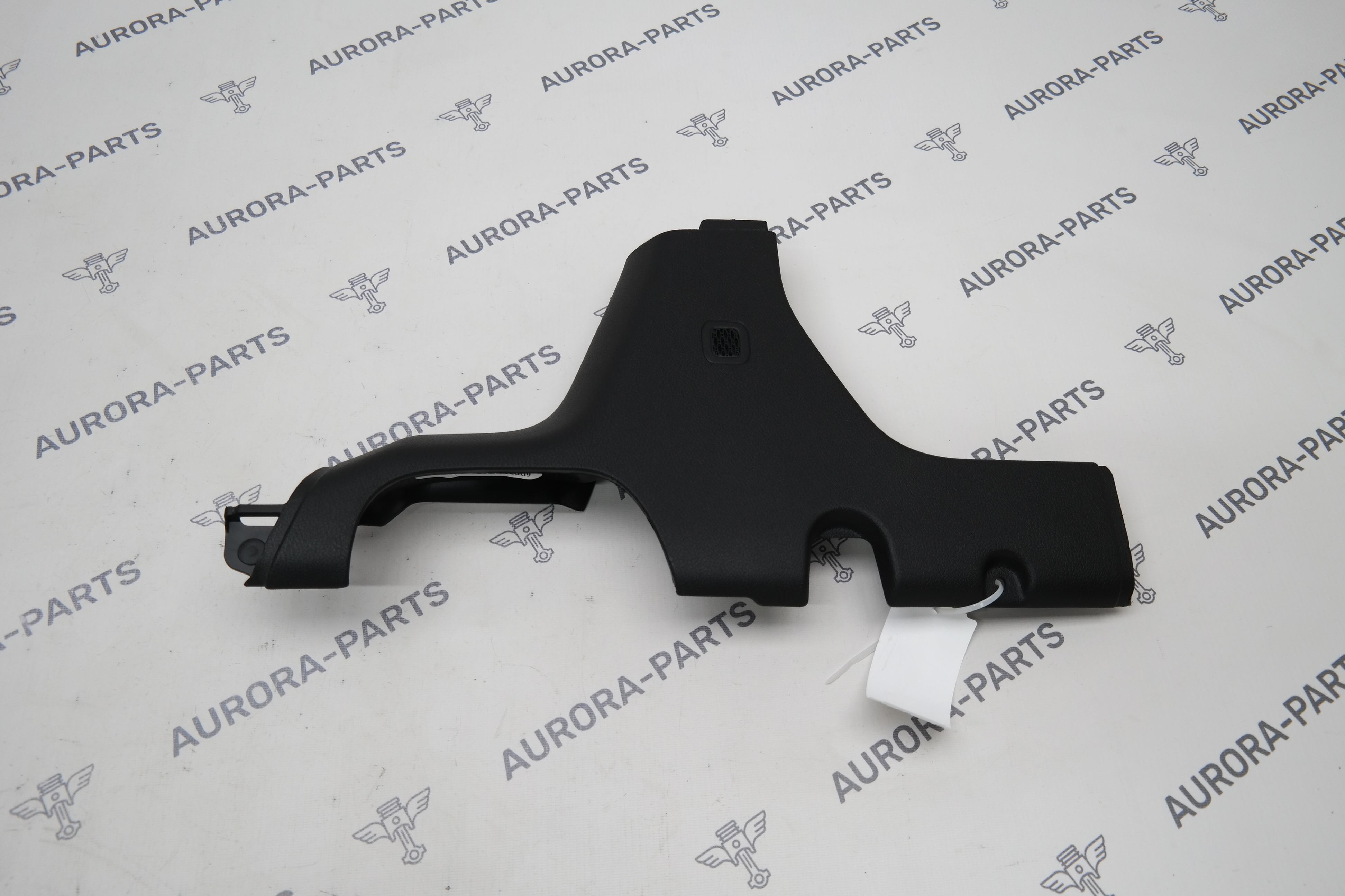 Обшивка потолка cредняя стойка B RH Jeep Wrangler