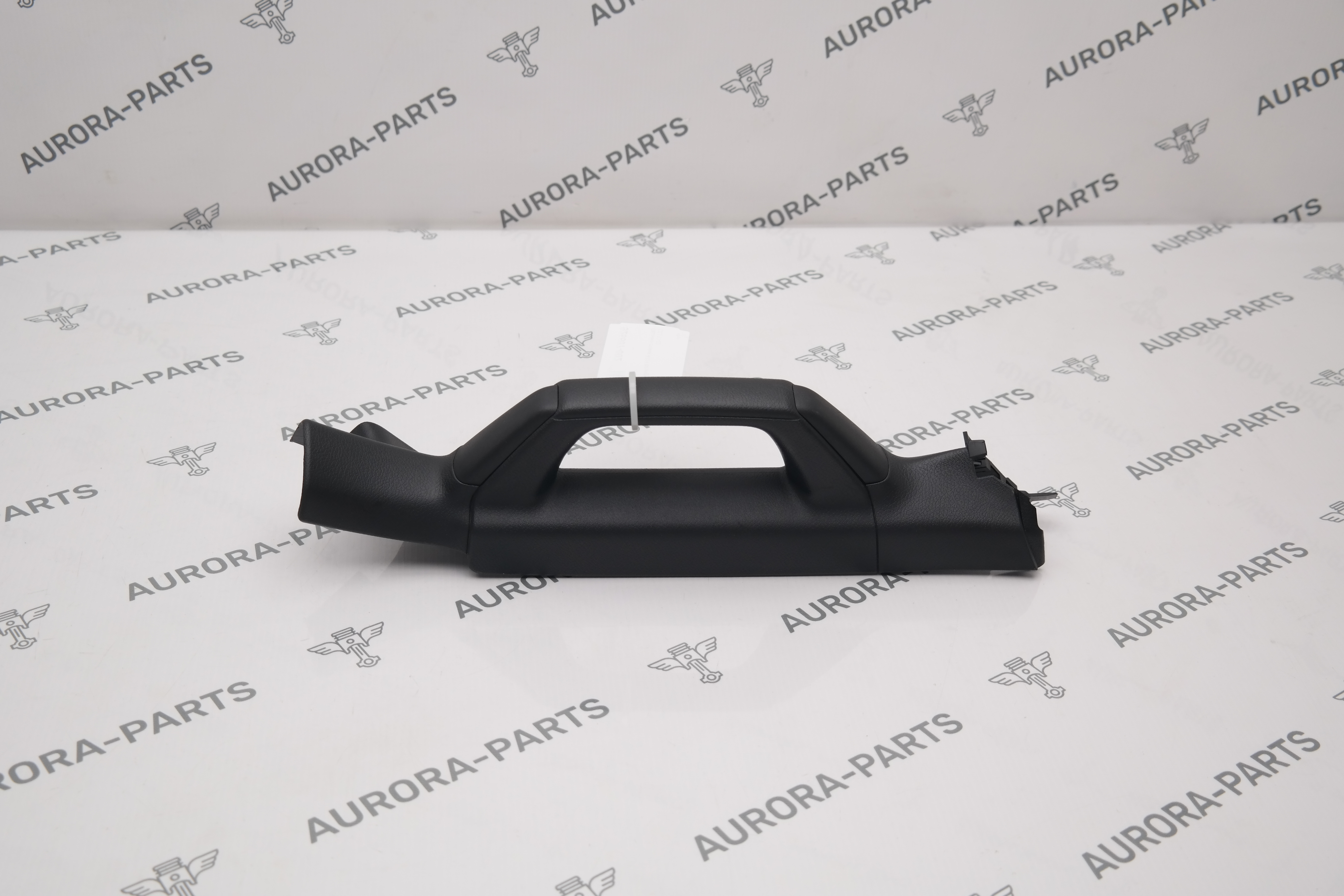 Обшивка стойки A LH Jeep Wrangler