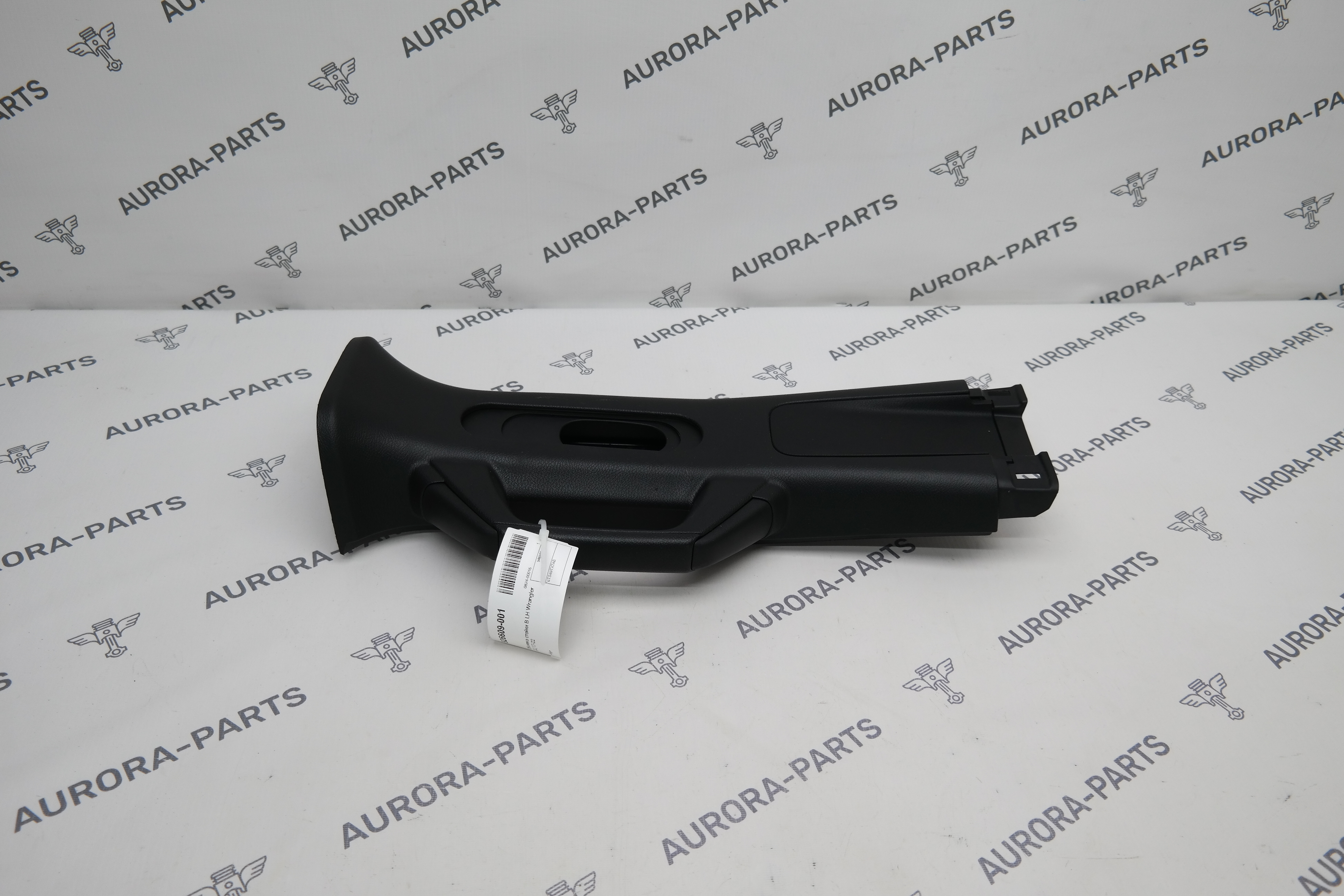 Обшивка стойки B LH Jeep Wrangler