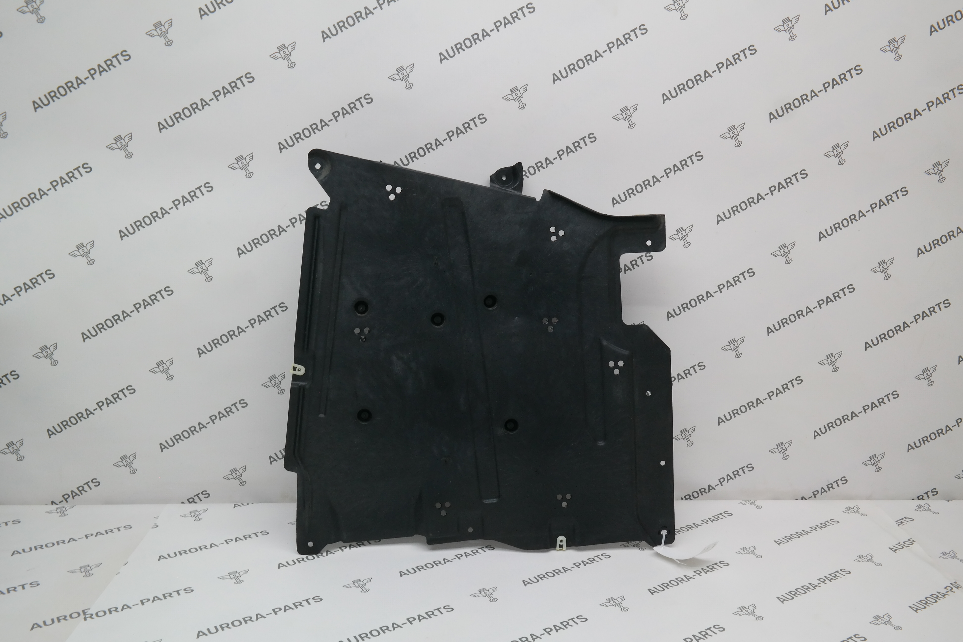 Защита топливного бака RH BMW 3-Series